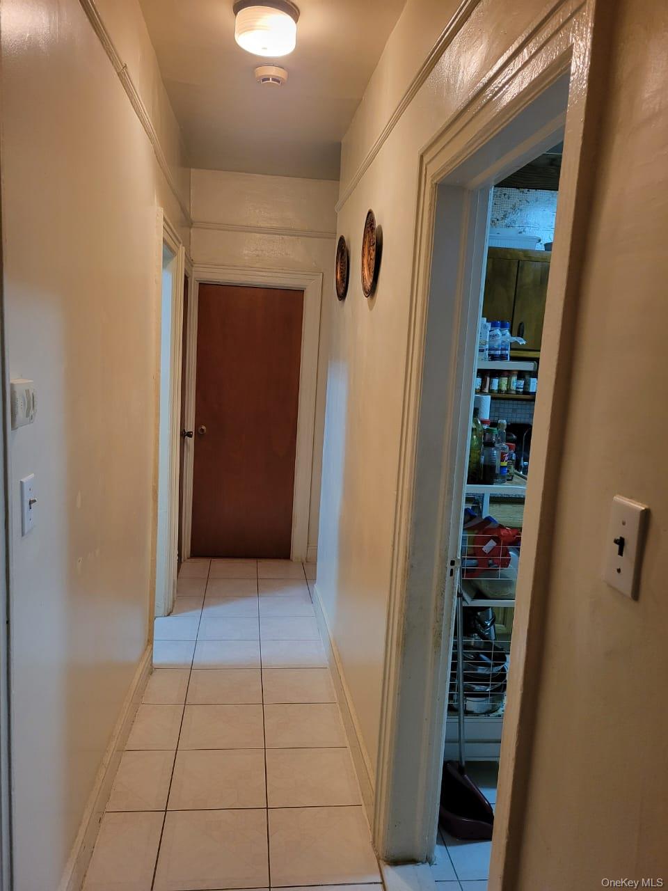 818 E 227th Street Property Photo 11