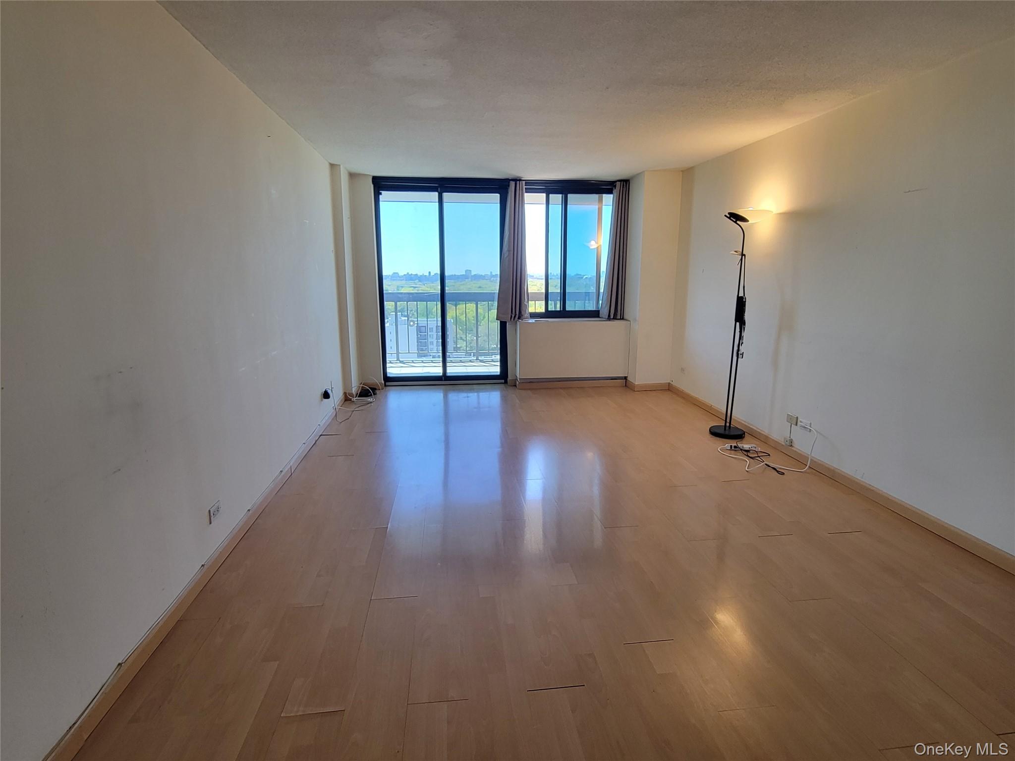 138-35 Elder Avenue 14k Property Photo 7