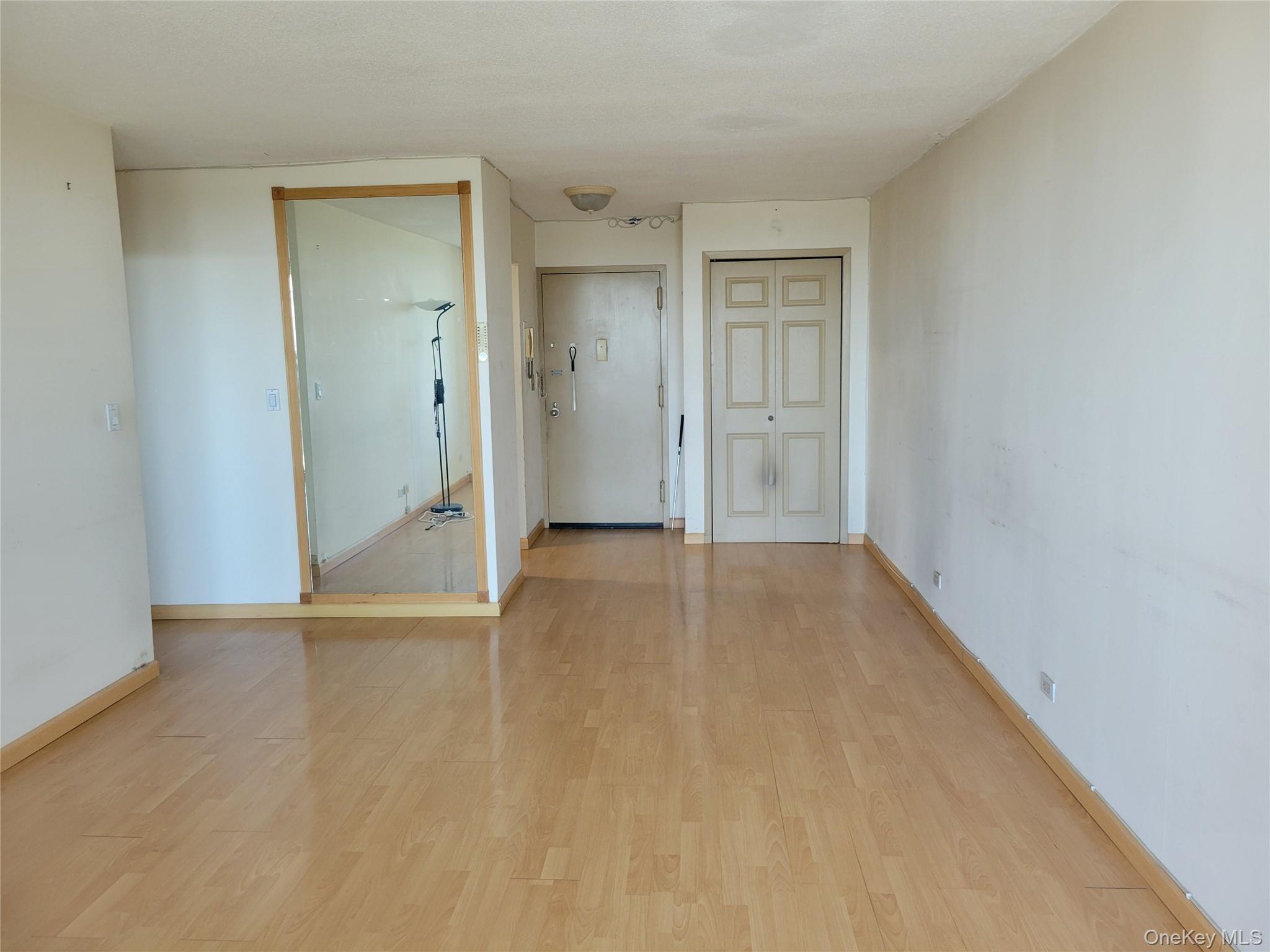 138-35 Elder Avenue 14k Property Photo 8