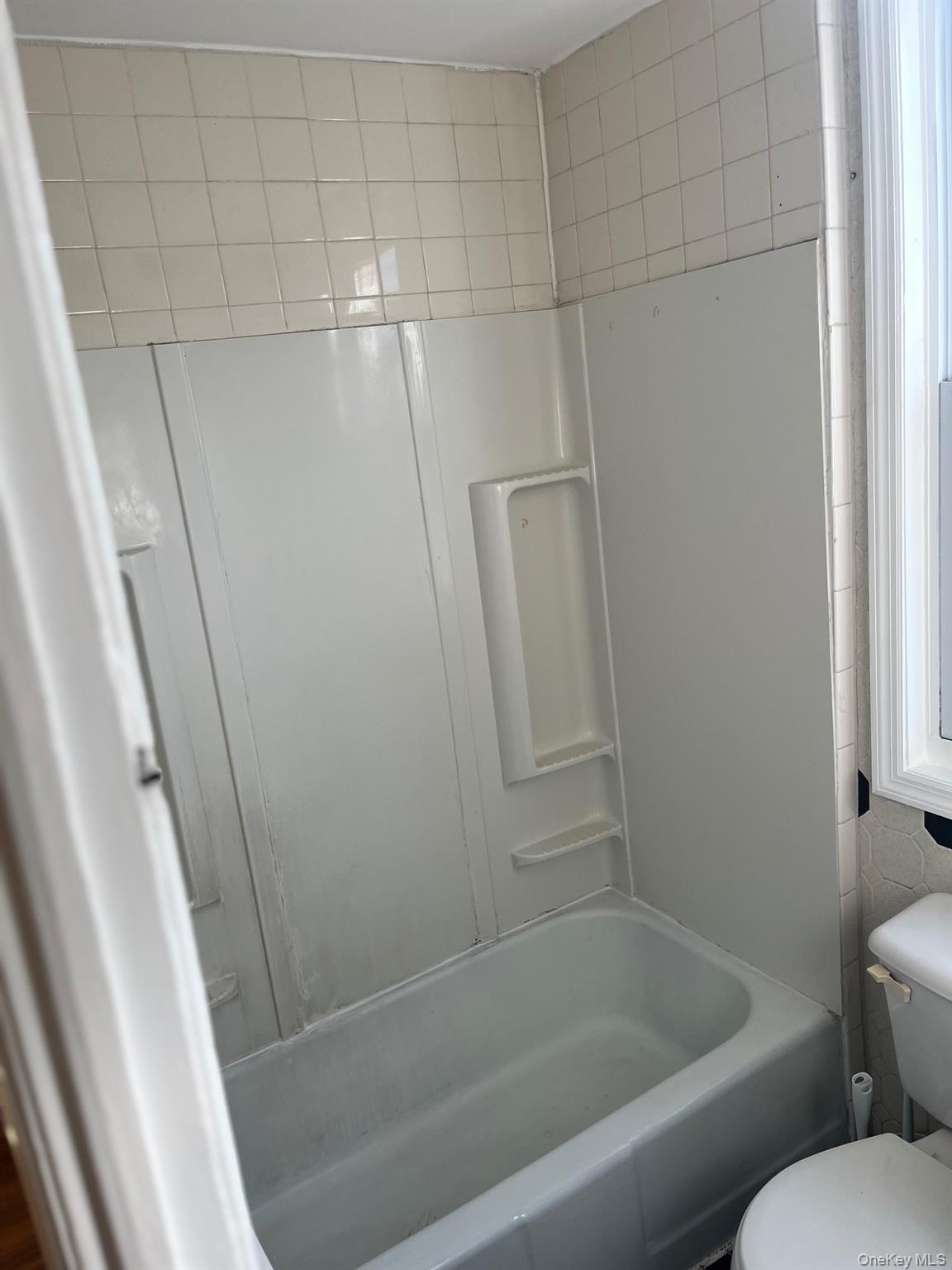 235 Smith Avenue Property Photo 5