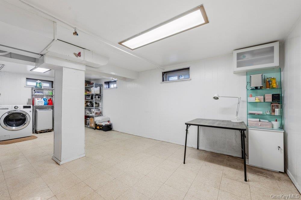 89-67 218th Place Property Photo 14