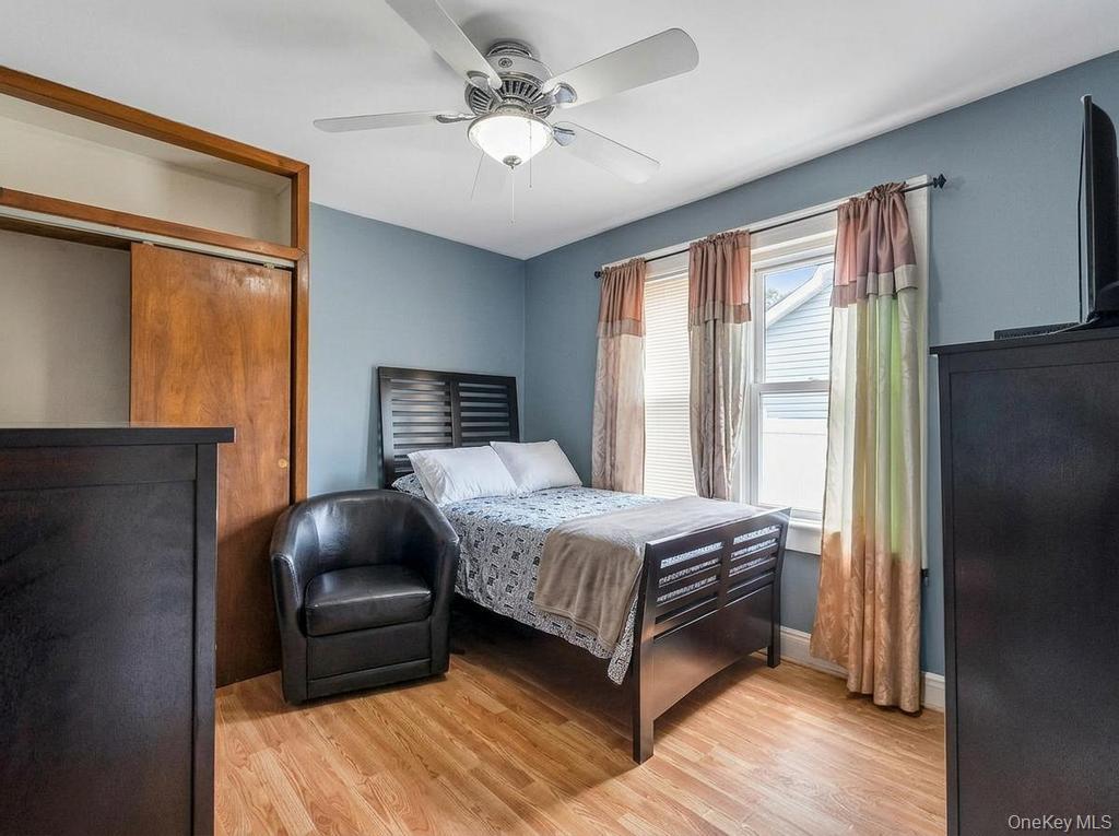 20 Ronald Place Property Photo 8