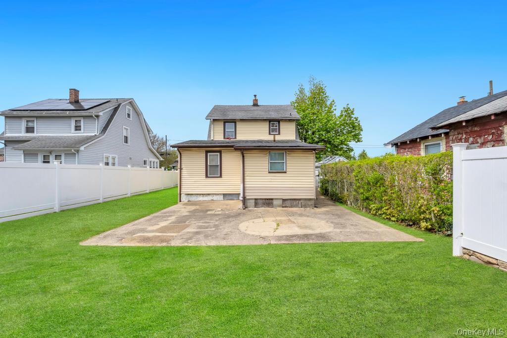 20 Ronald Place Property Photo 11