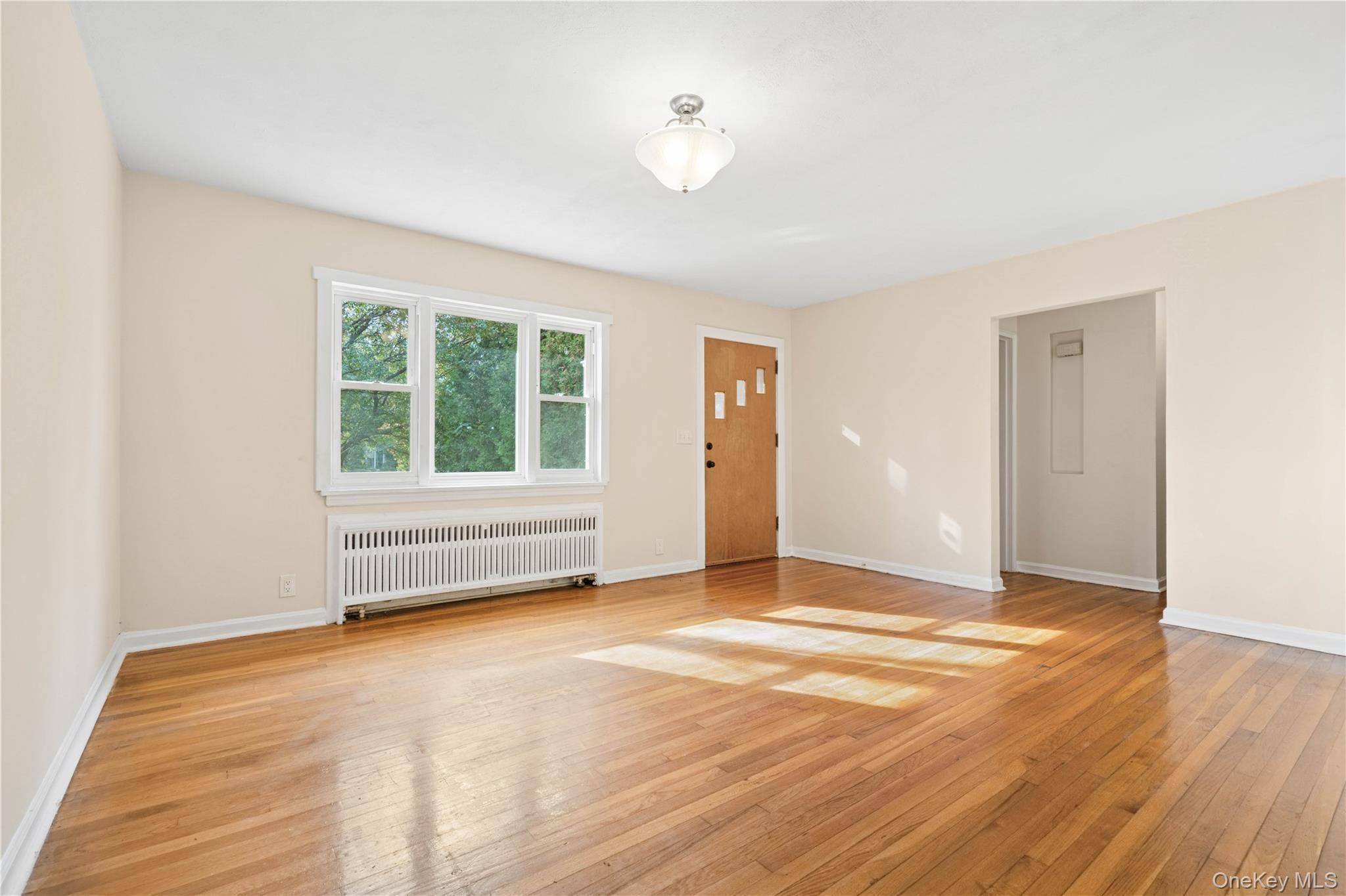 81 Midland Property Photo 4