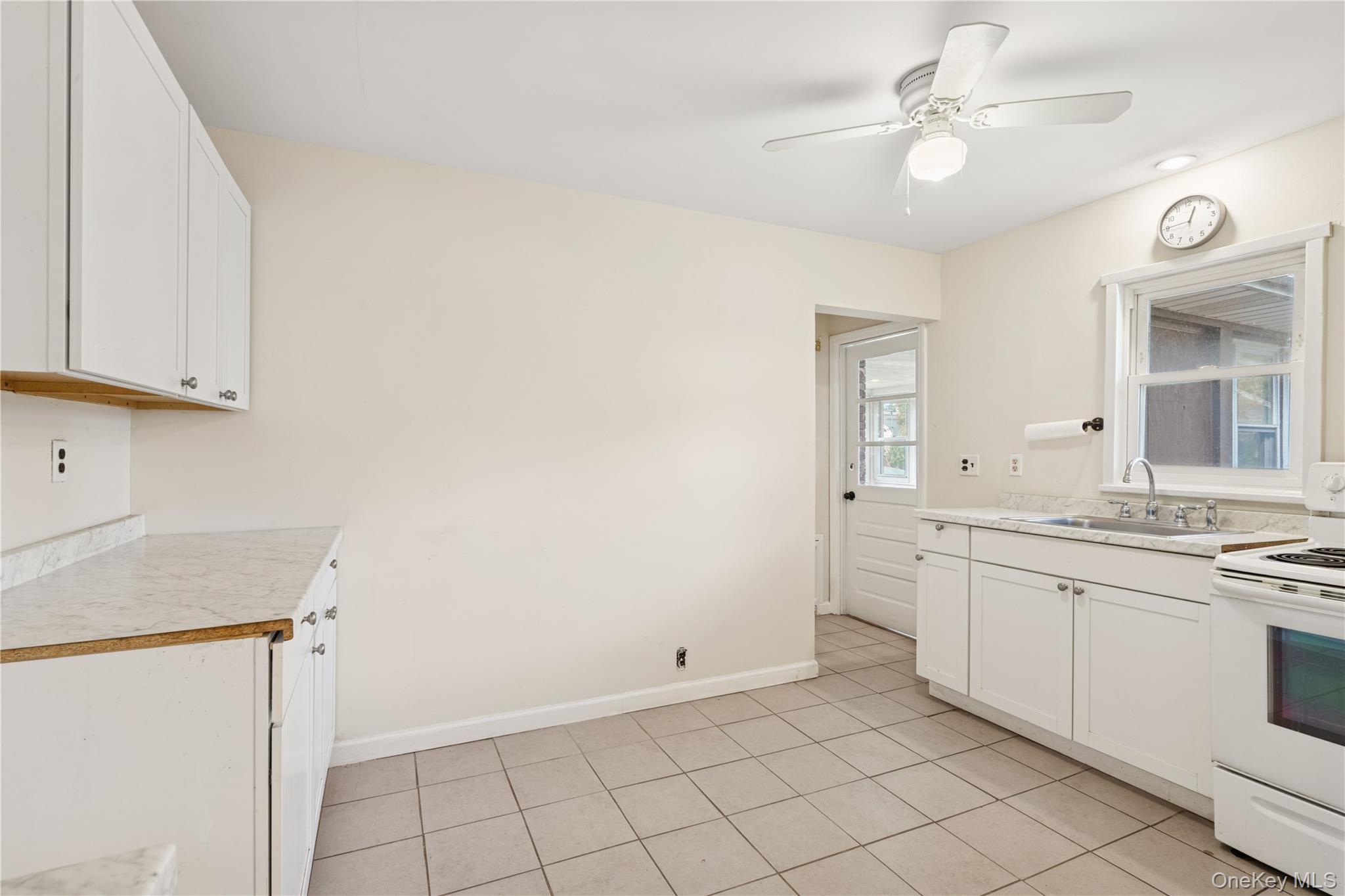81 Midland Property Photo 8