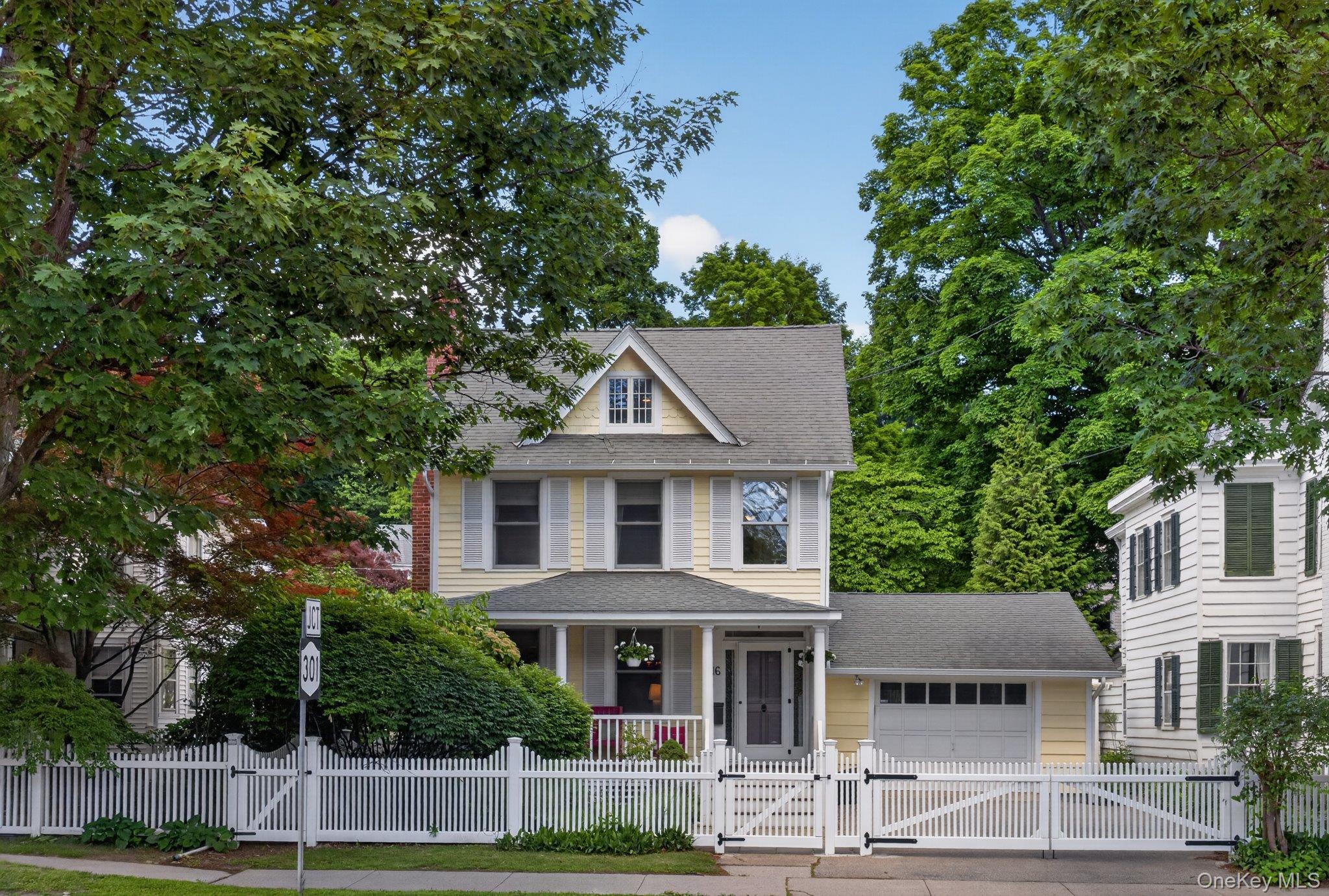 16 Chestnut Street Property Photo 2