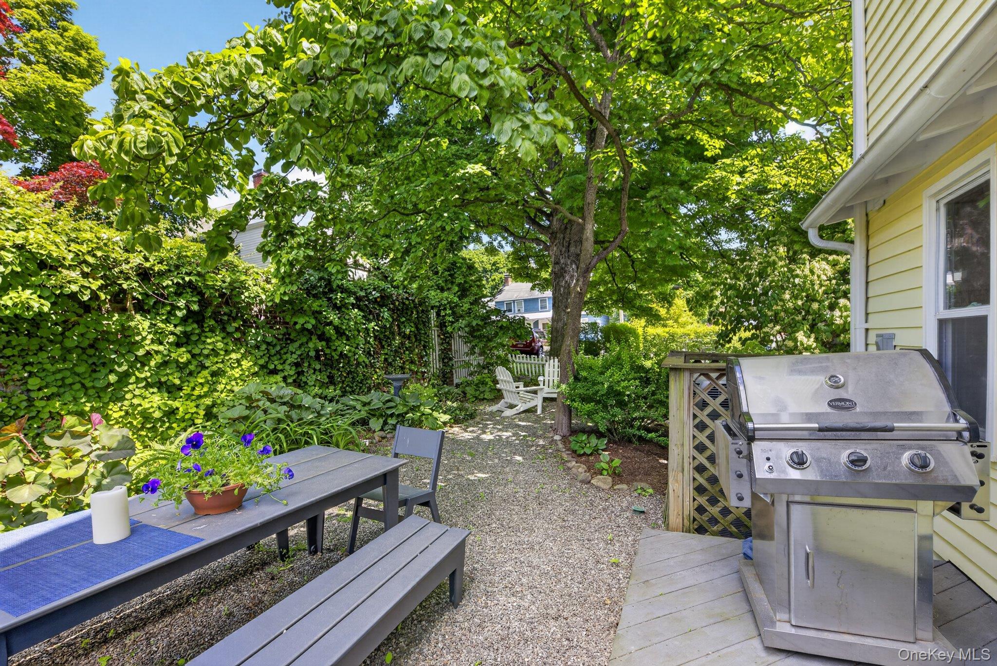 16 Chestnut Street Property Photo 25