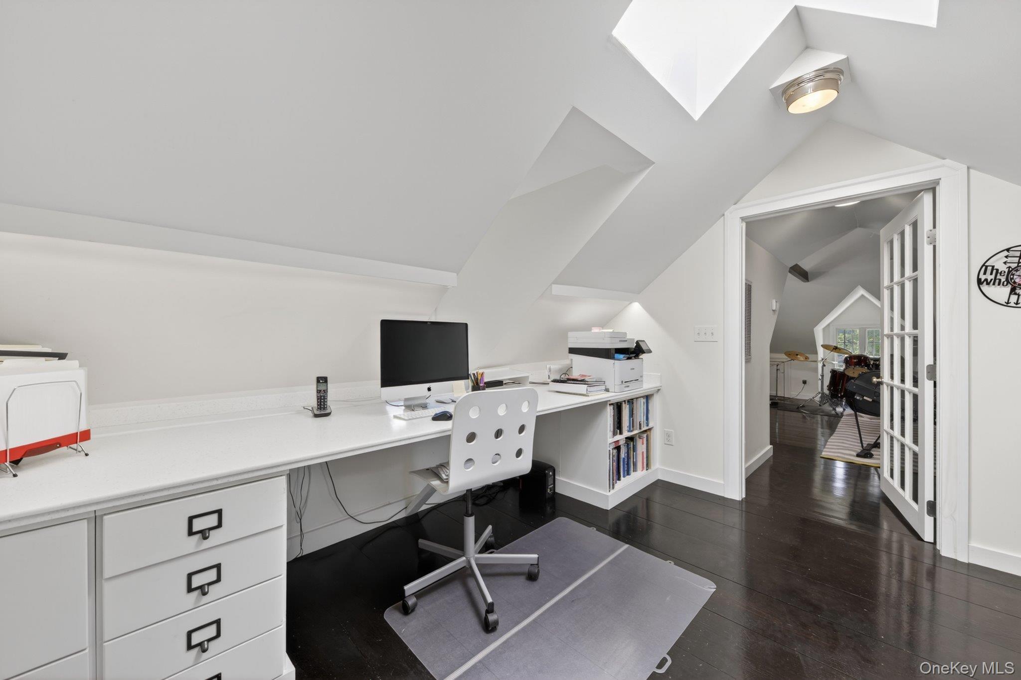 16 Chestnut Street Property Photo 44