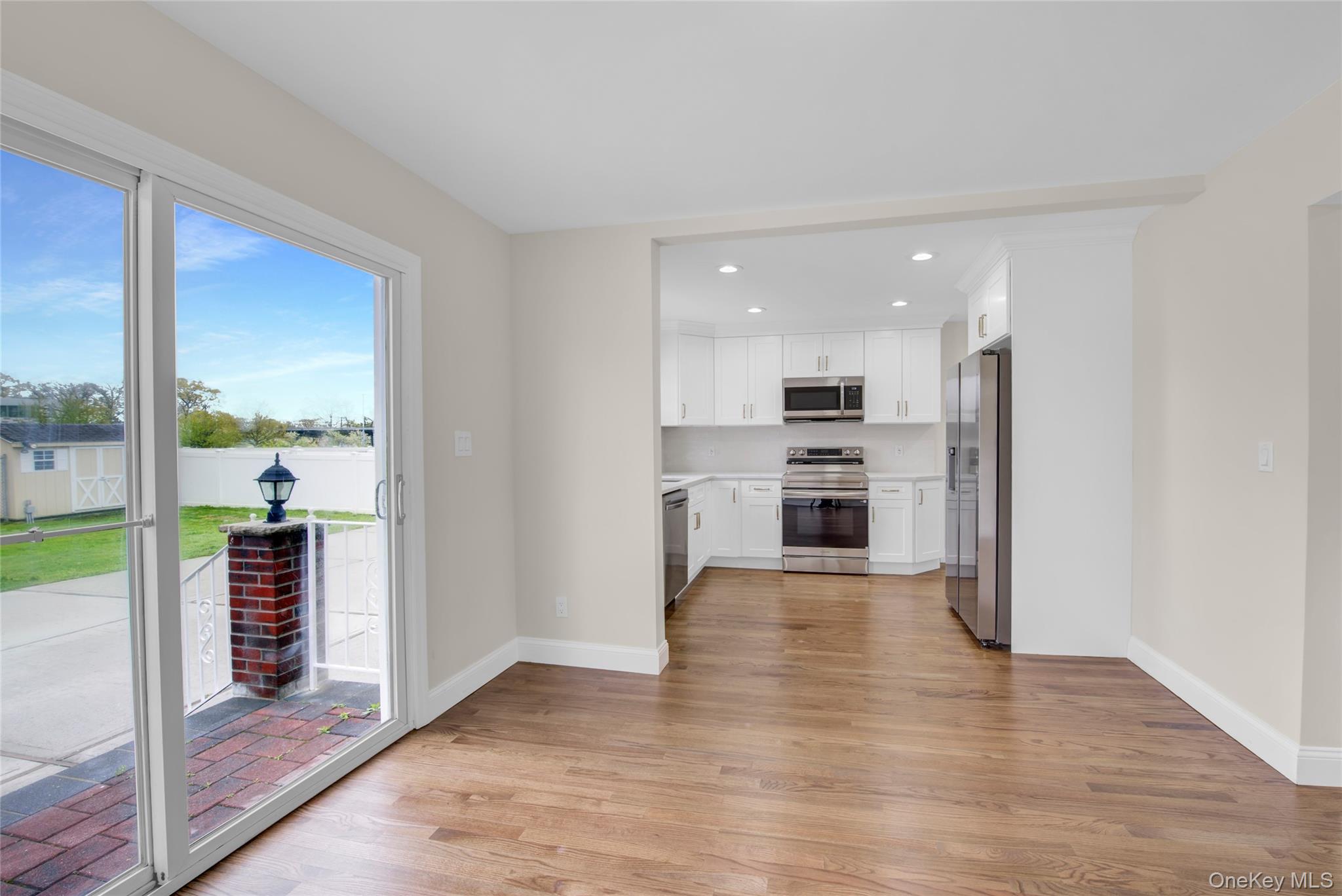 102 Hausch Boulevard Property Photo 10