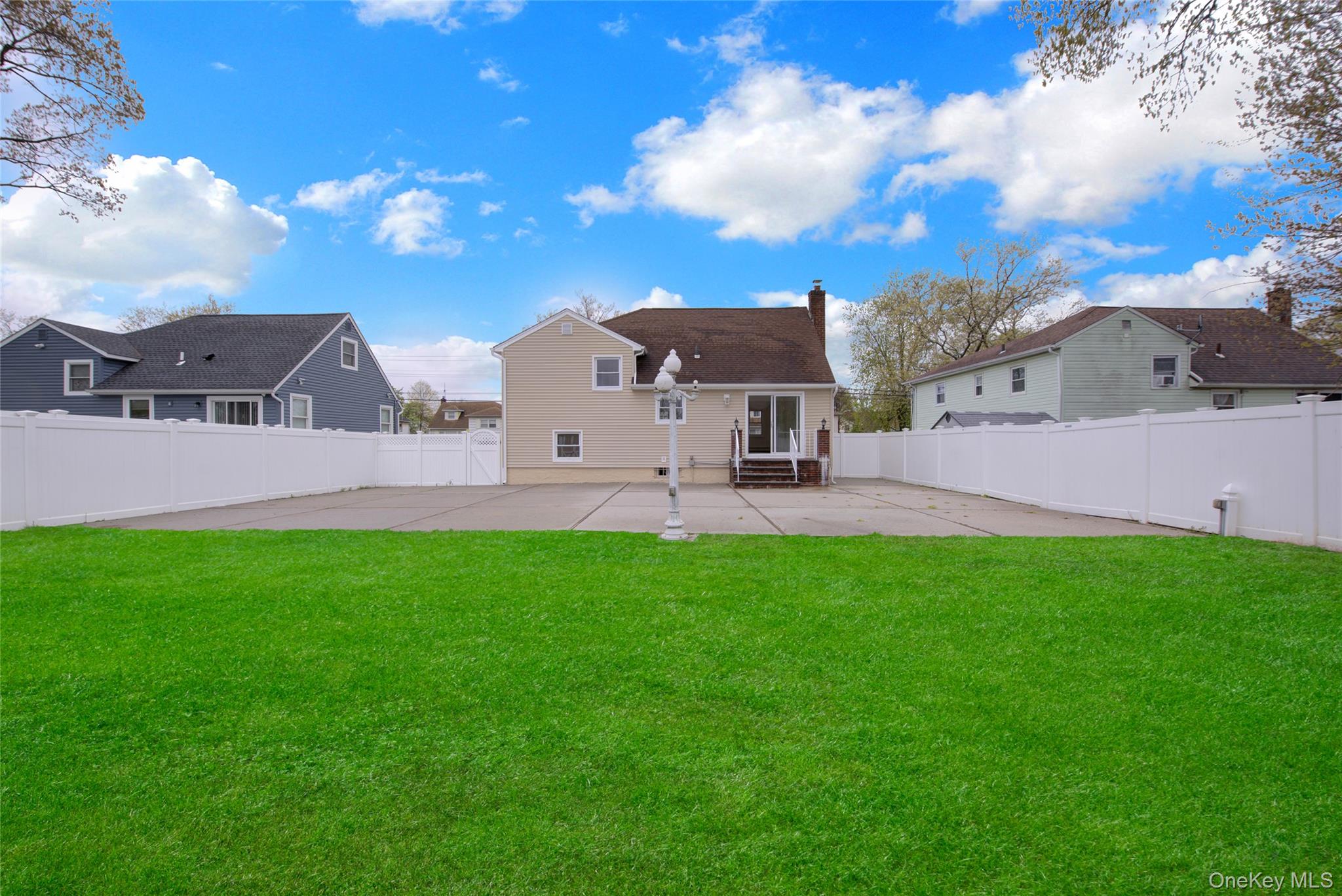 102 Hausch Boulevard Property Photo 25