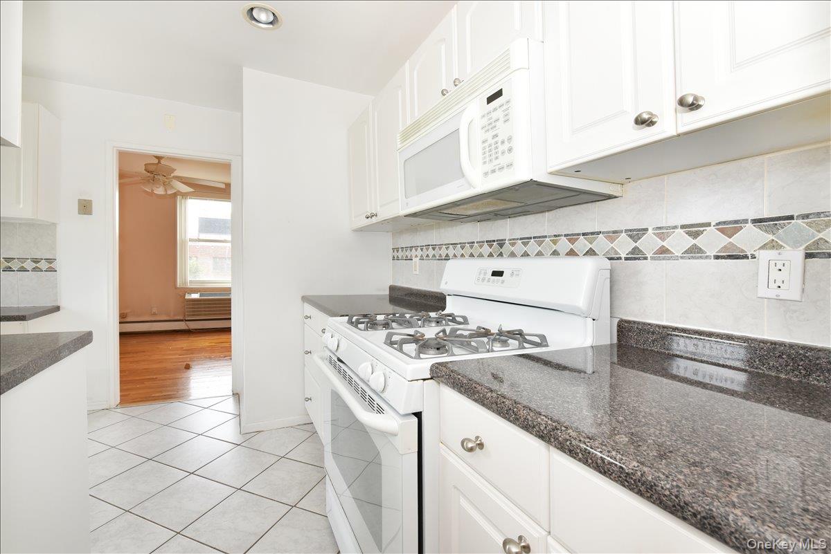 25 Canterbury Road 3-l Property Photo 16