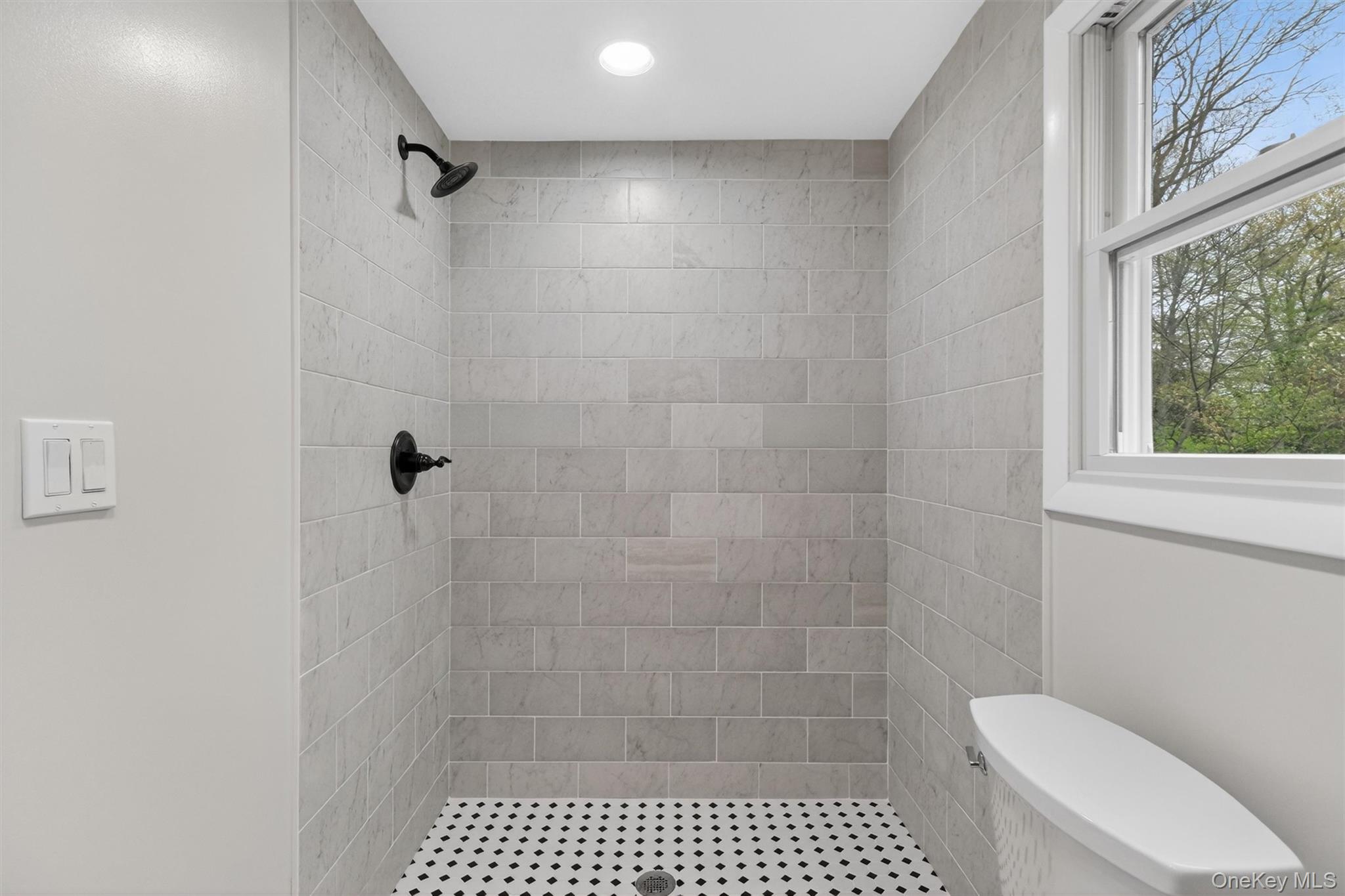 69 Hy Vue Terrace Property Photo 15
