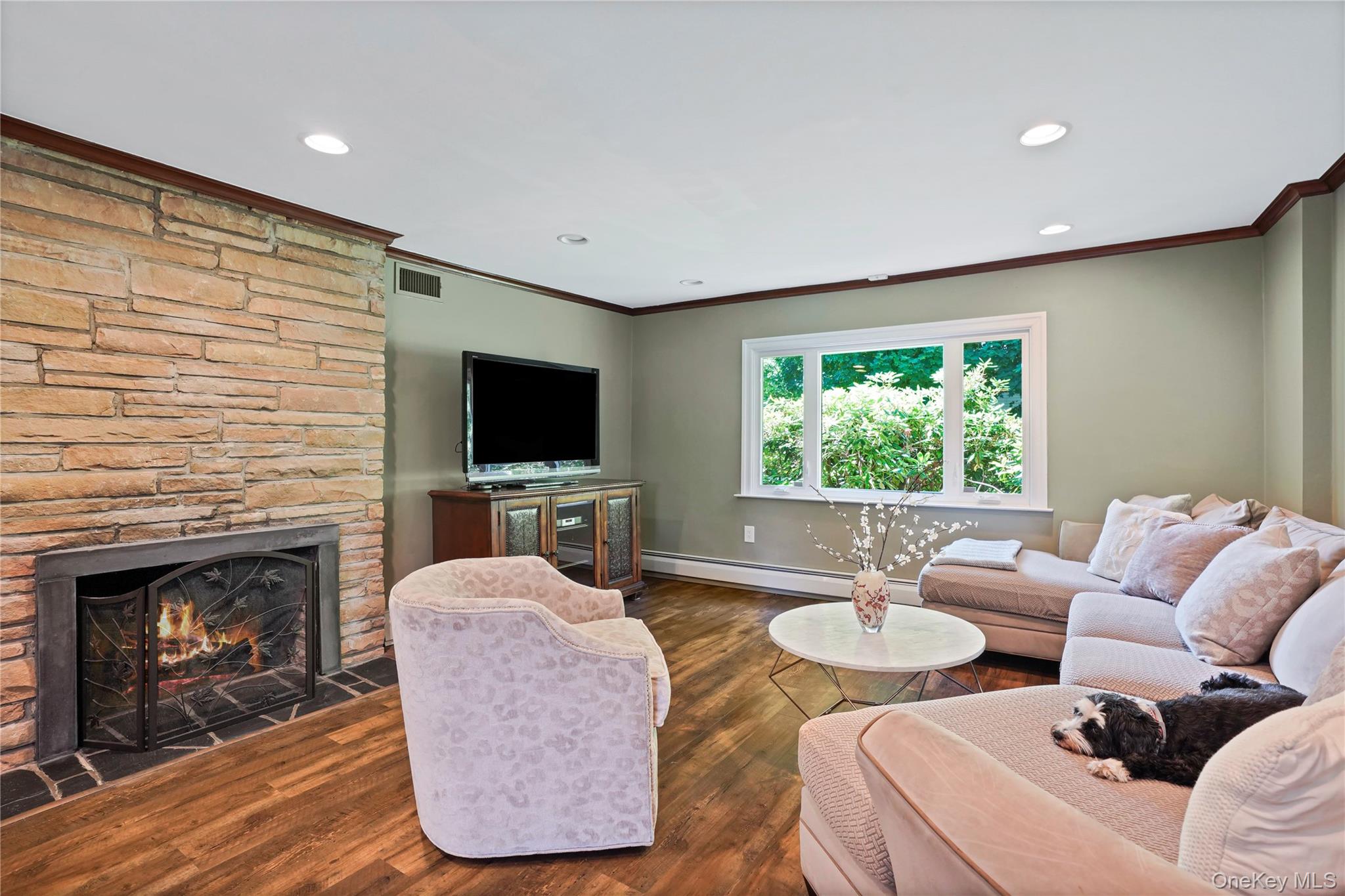4 Mckinley Place Property Photo 6