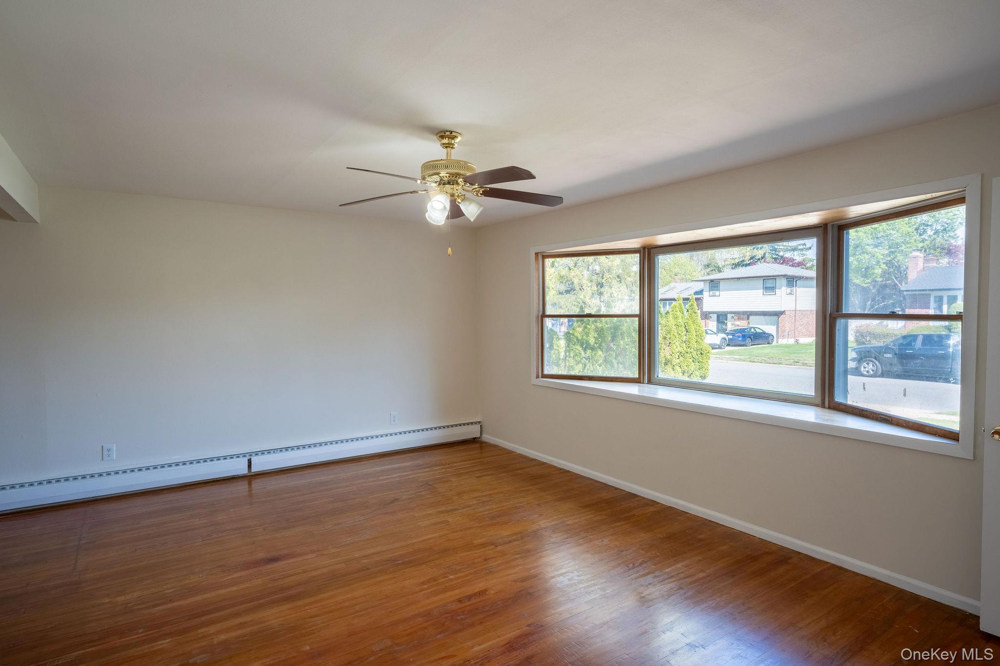 18 Edna Drive Property Photo 4