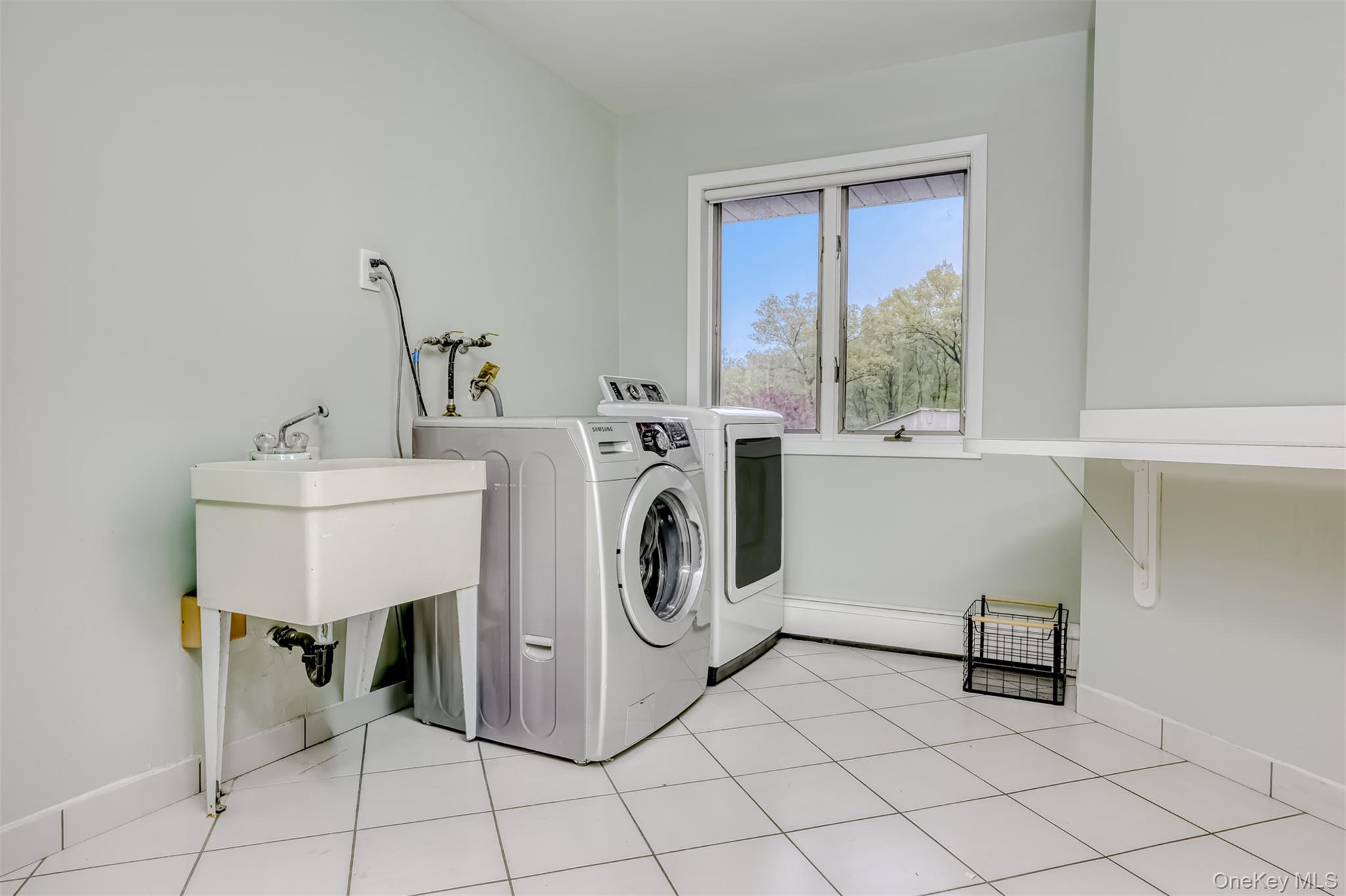 38 Roberts Road Property Photo 31