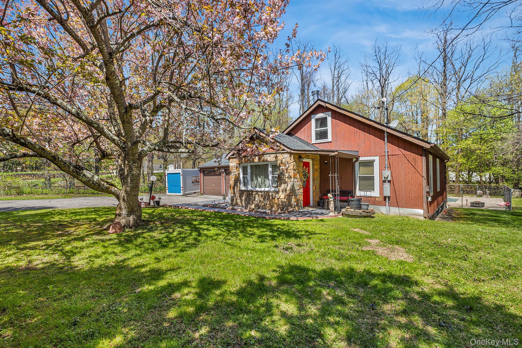 11 Hustis Road Property Photo 3