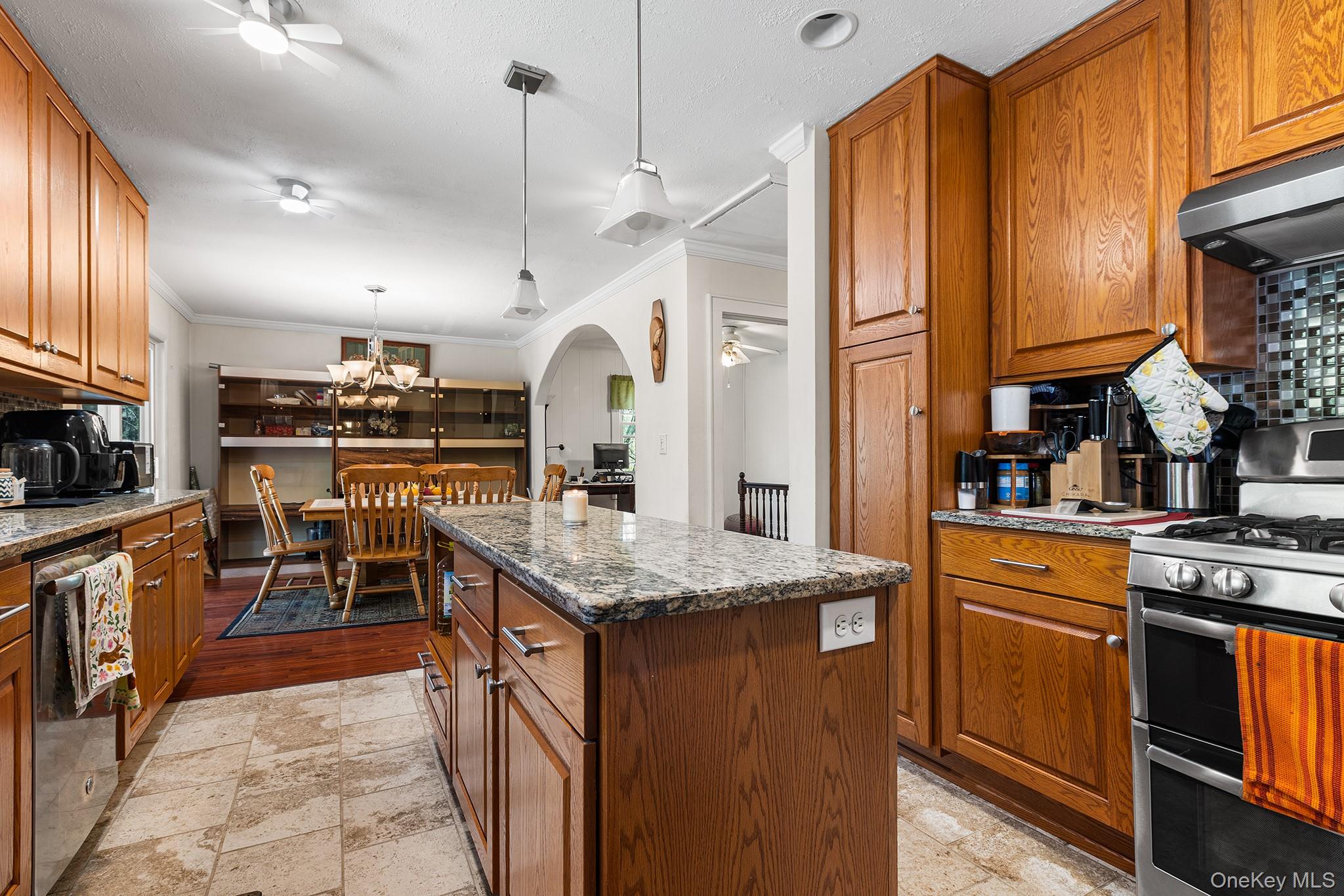 11 Hustis Road Property Photo 6