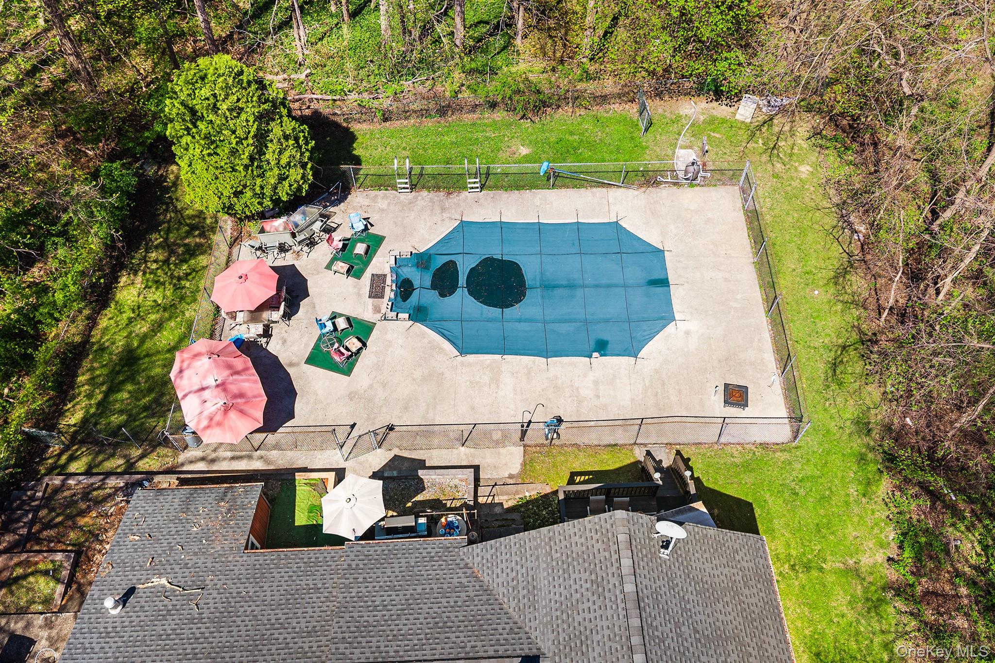 11 Hustis Road Property Photo 16