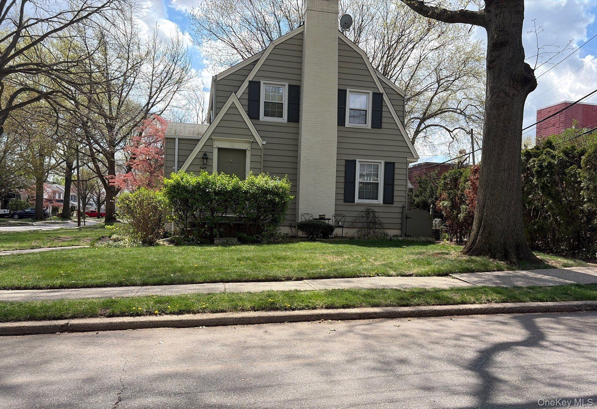 8 Chester Avenue Property Photo 3