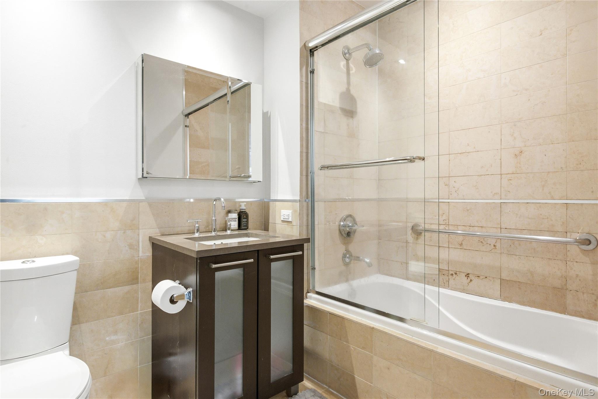 64-05 Yellowstone Boulevard Ph508 Property Photo 10