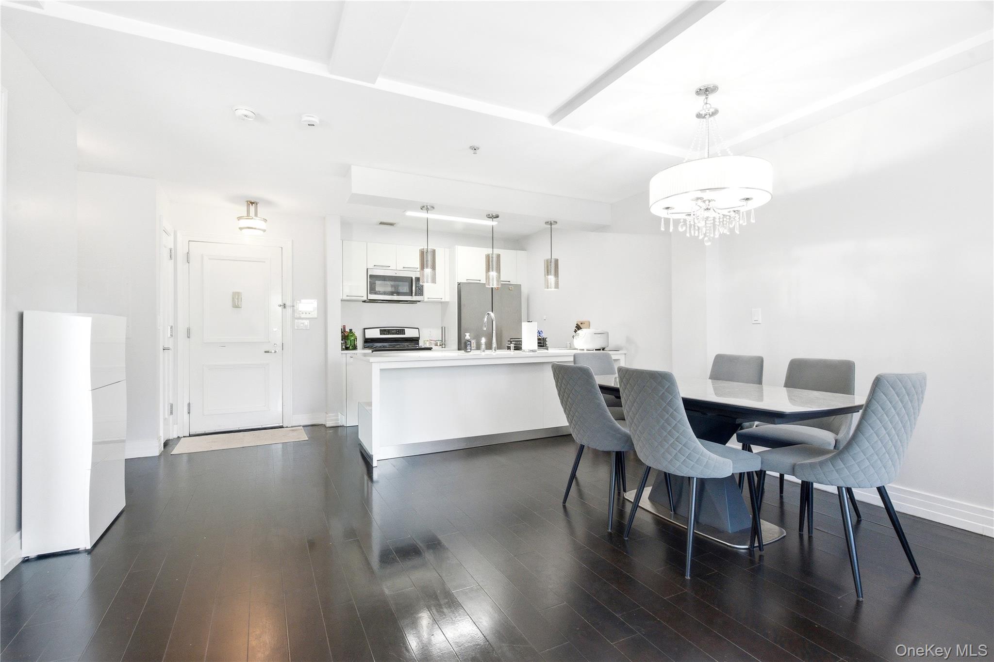 64-05 Yellowstone Boulevard Ph508 Property Photo 11