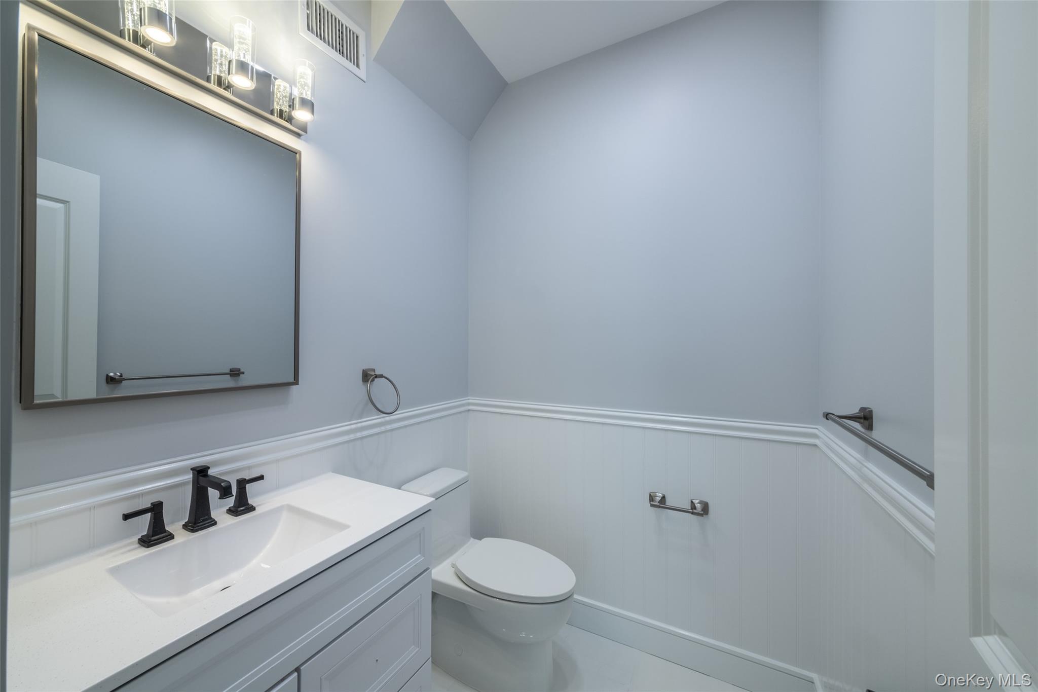 19 Beverly Road Property Photo 21