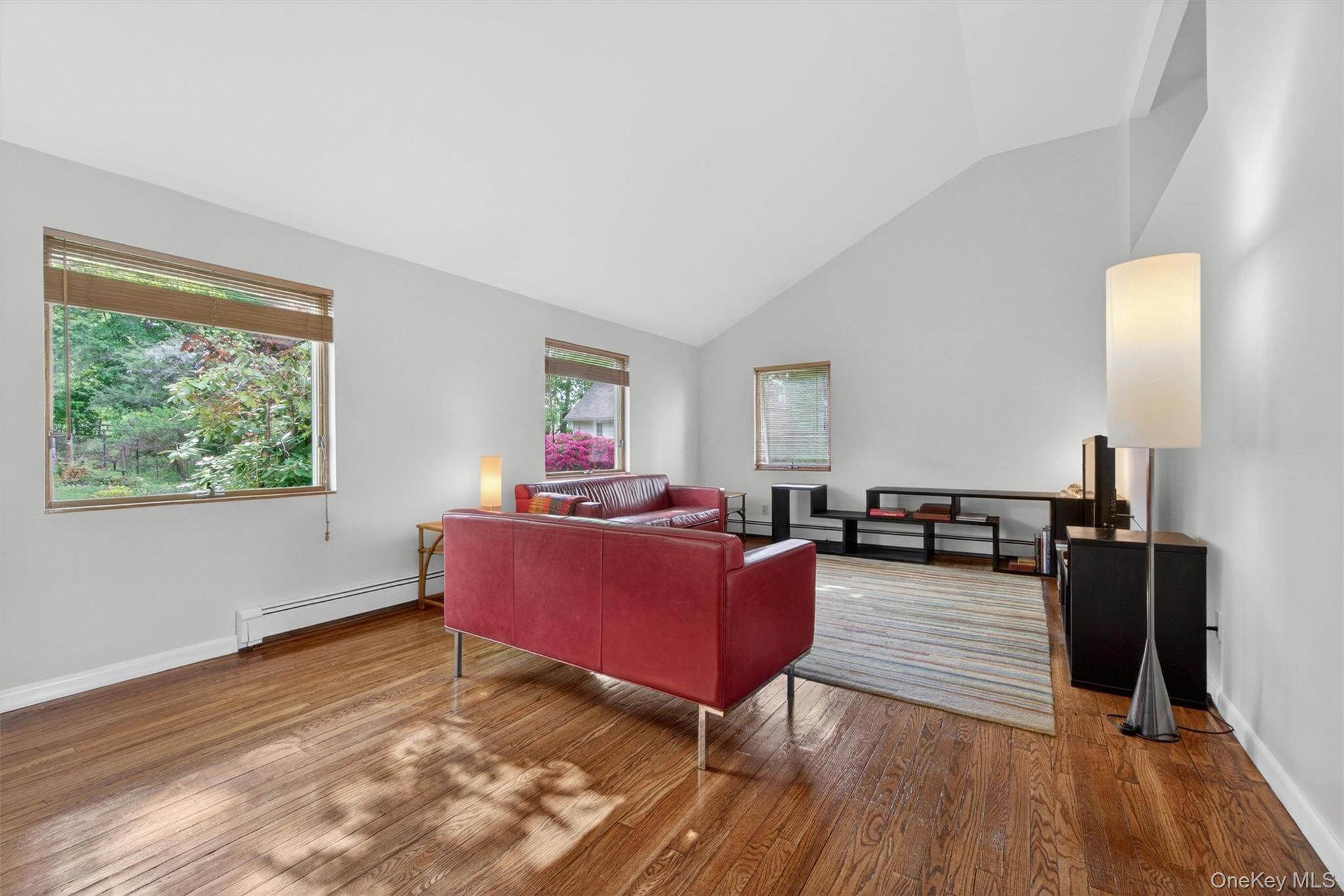17 Montrose Station Road Property Photo 6