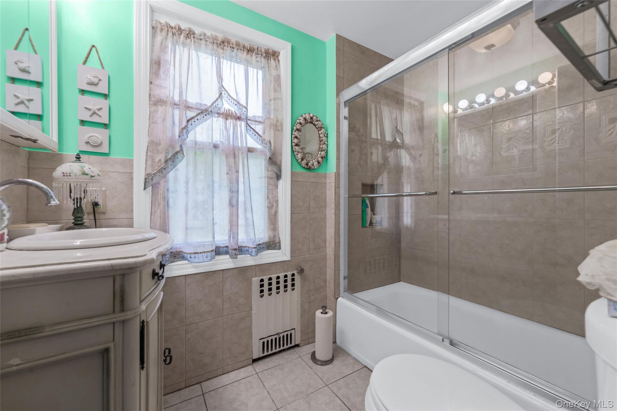 42-46 247th Street Property Photo 7