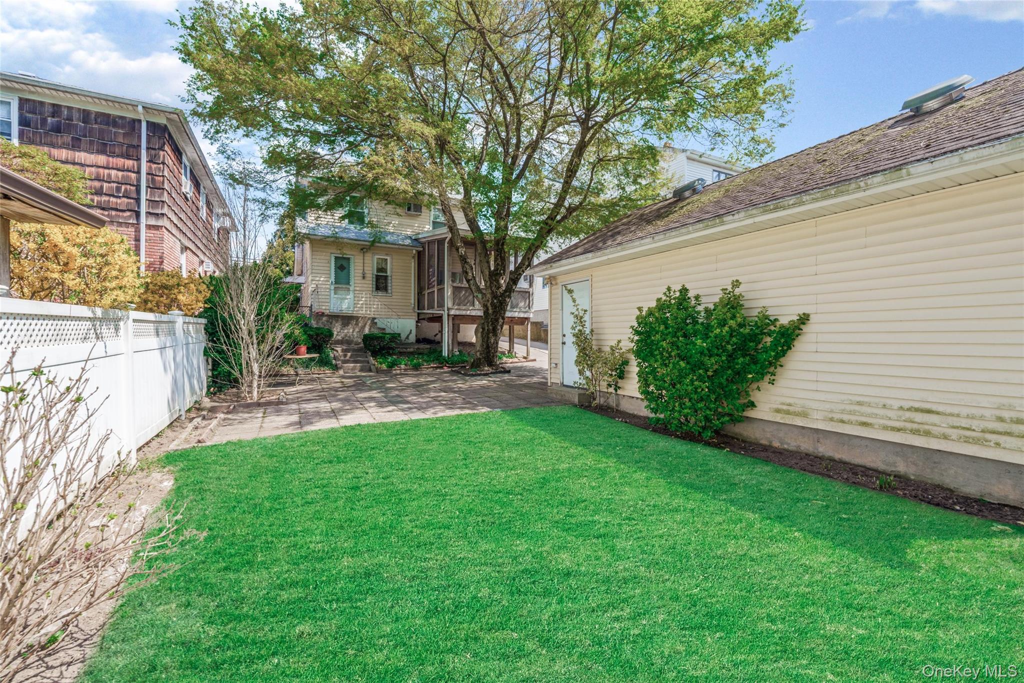 42-46 247th Street Property Photo 10