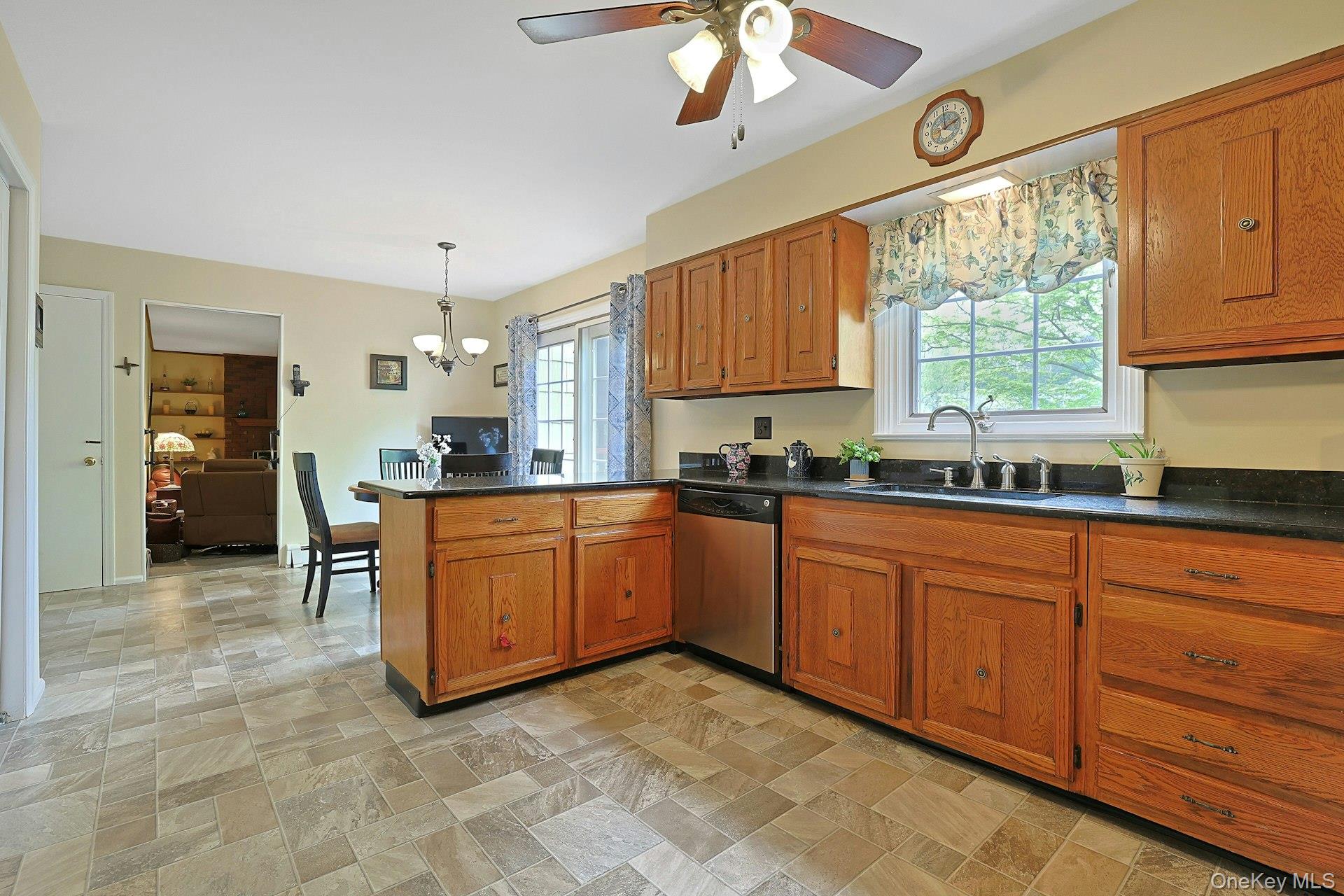 110 Eastview Drive Property Photo 13