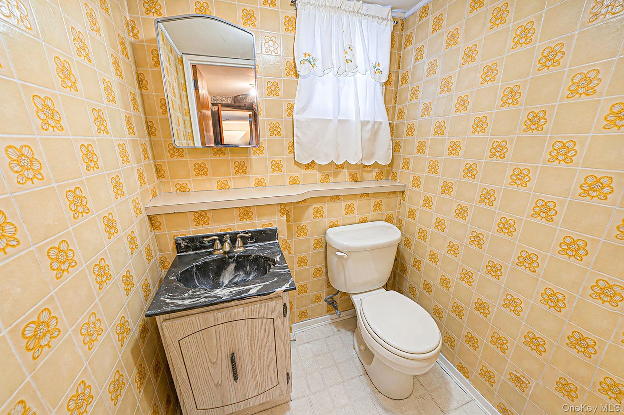 312 W 16th Street Property Photo 26