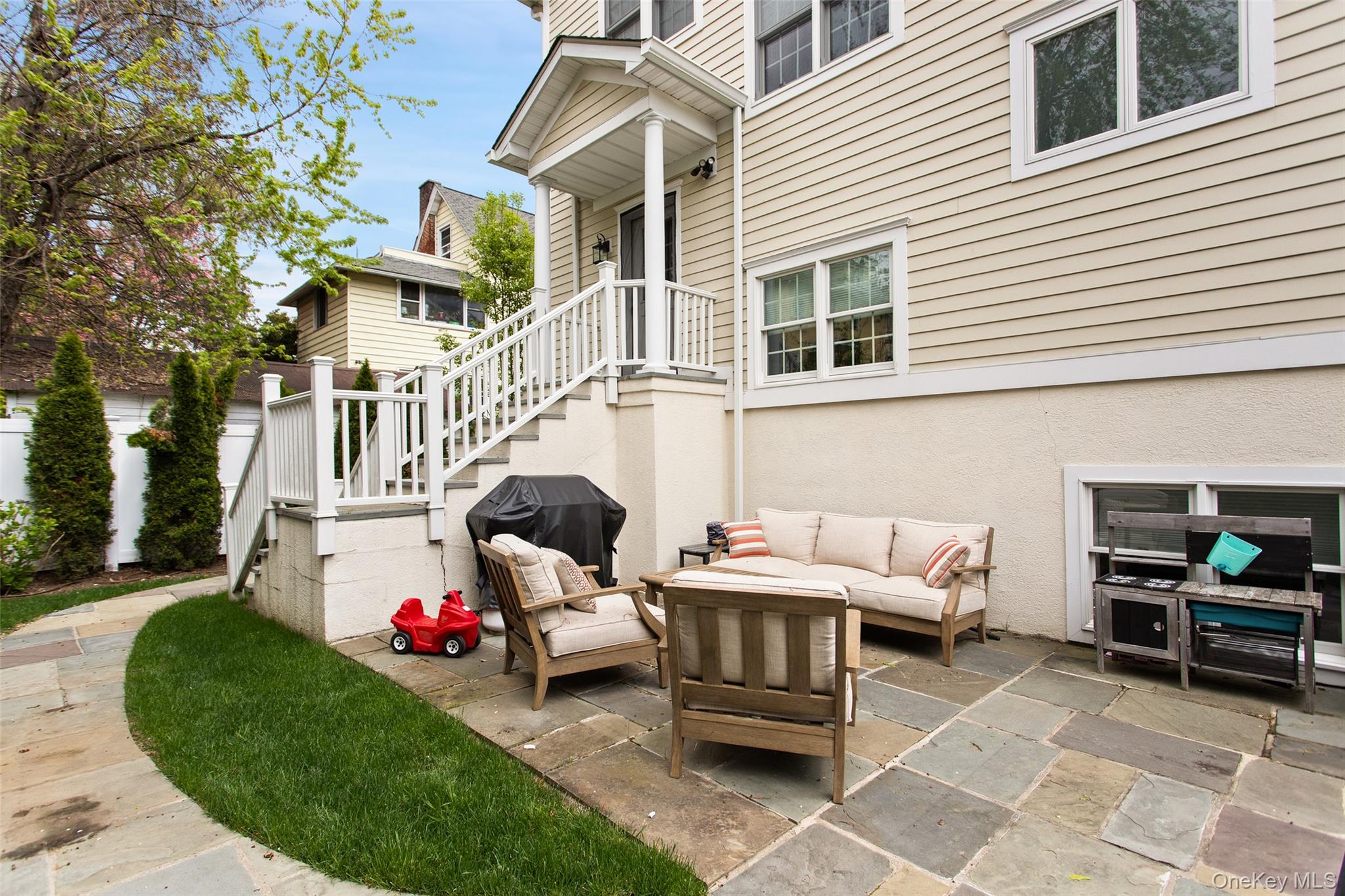 51 Wallace Street Property Photo 3