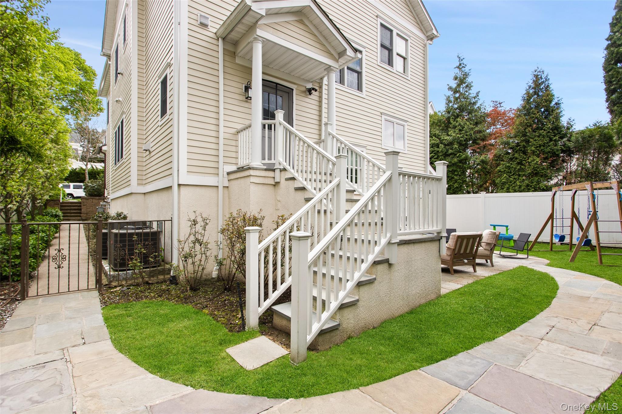 51 Wallace Street Property Photo 4