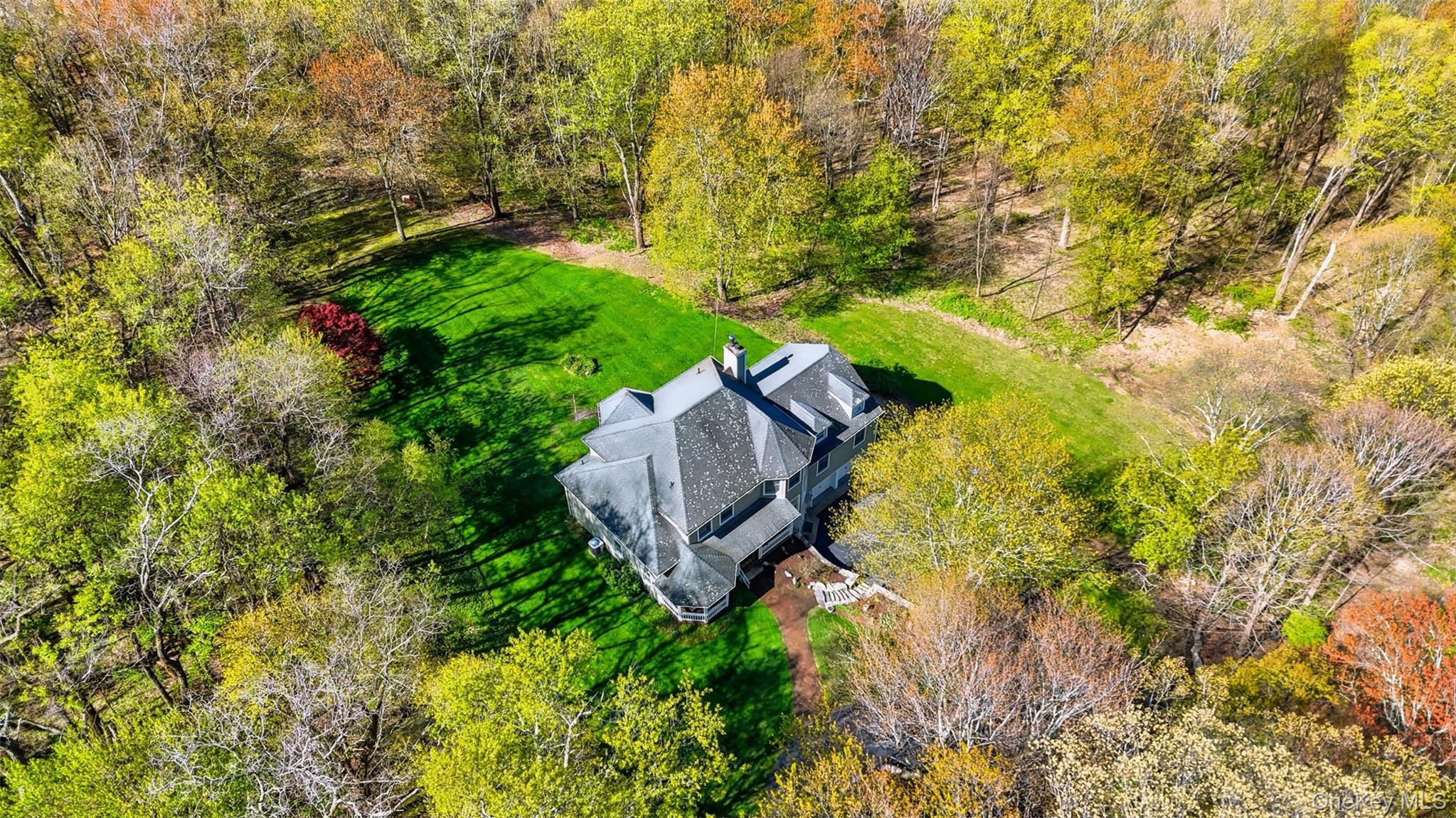 17 Skyview Lane Property Photo 3