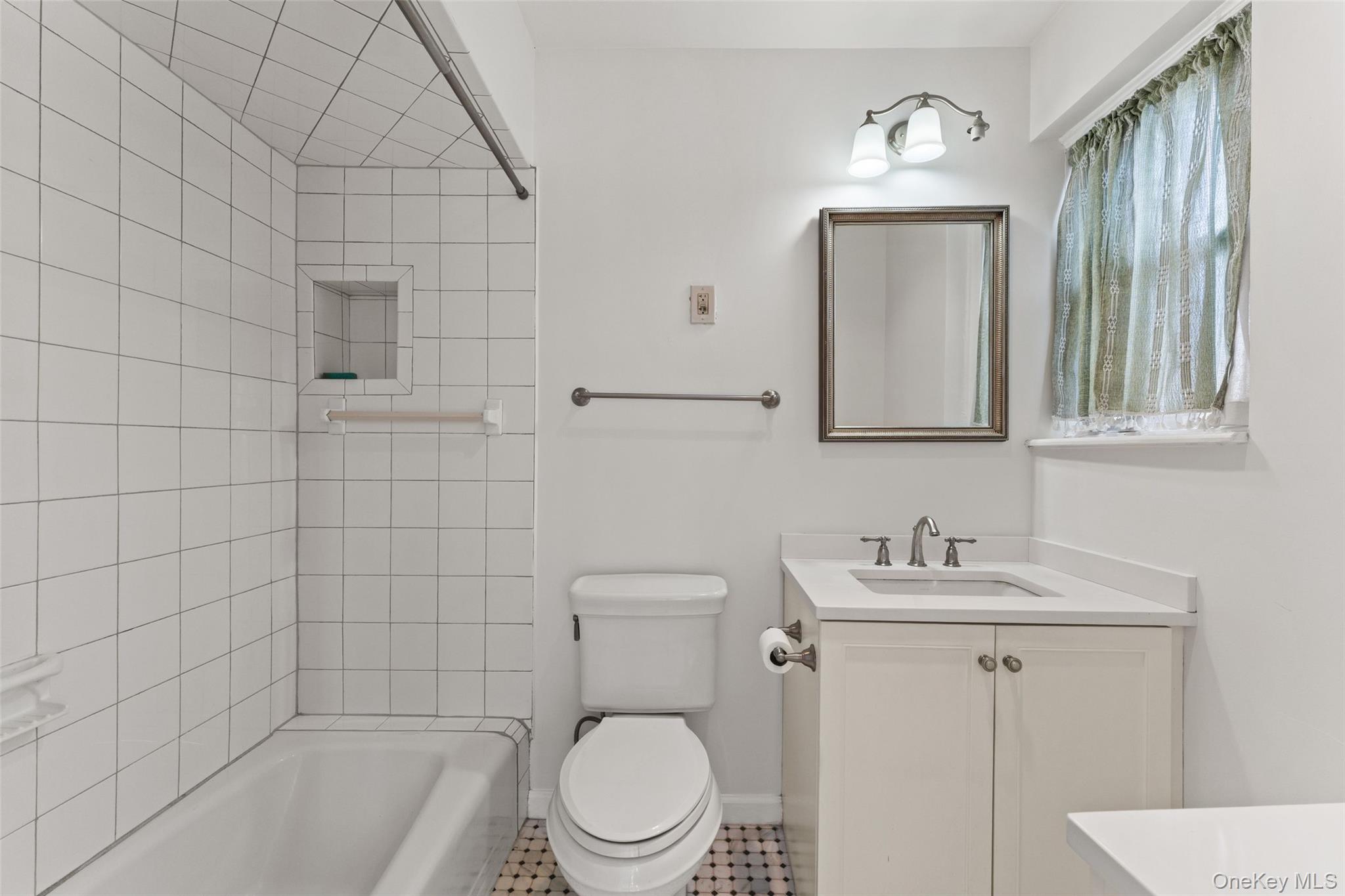 42 Pondfield 6d Property Photo 16