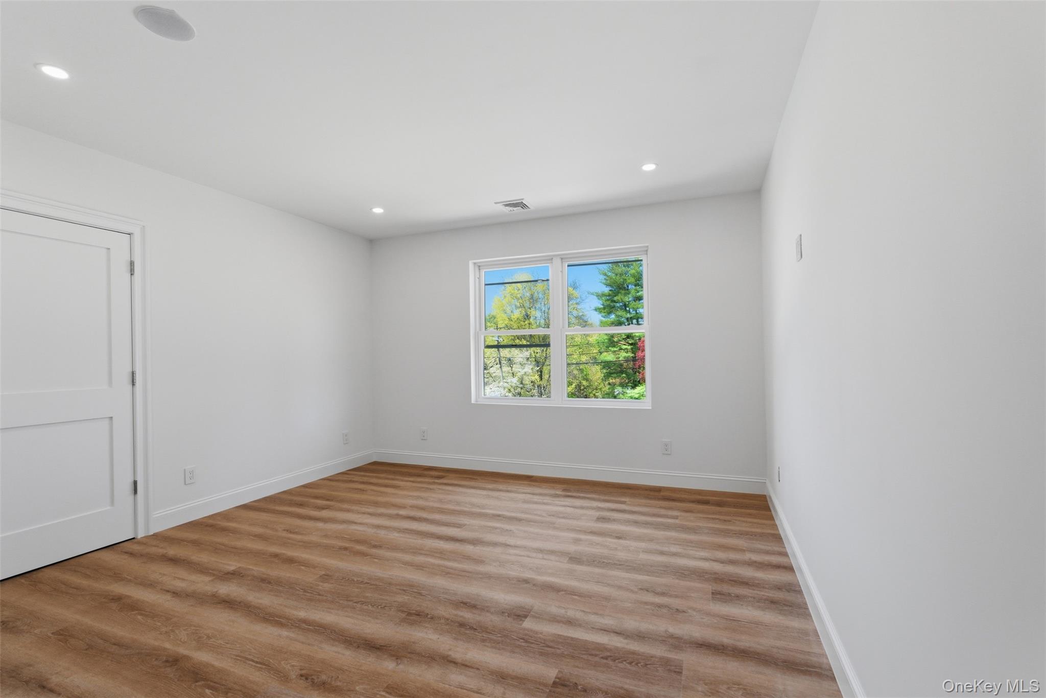 2800 Sarles Drive Property Photo 17