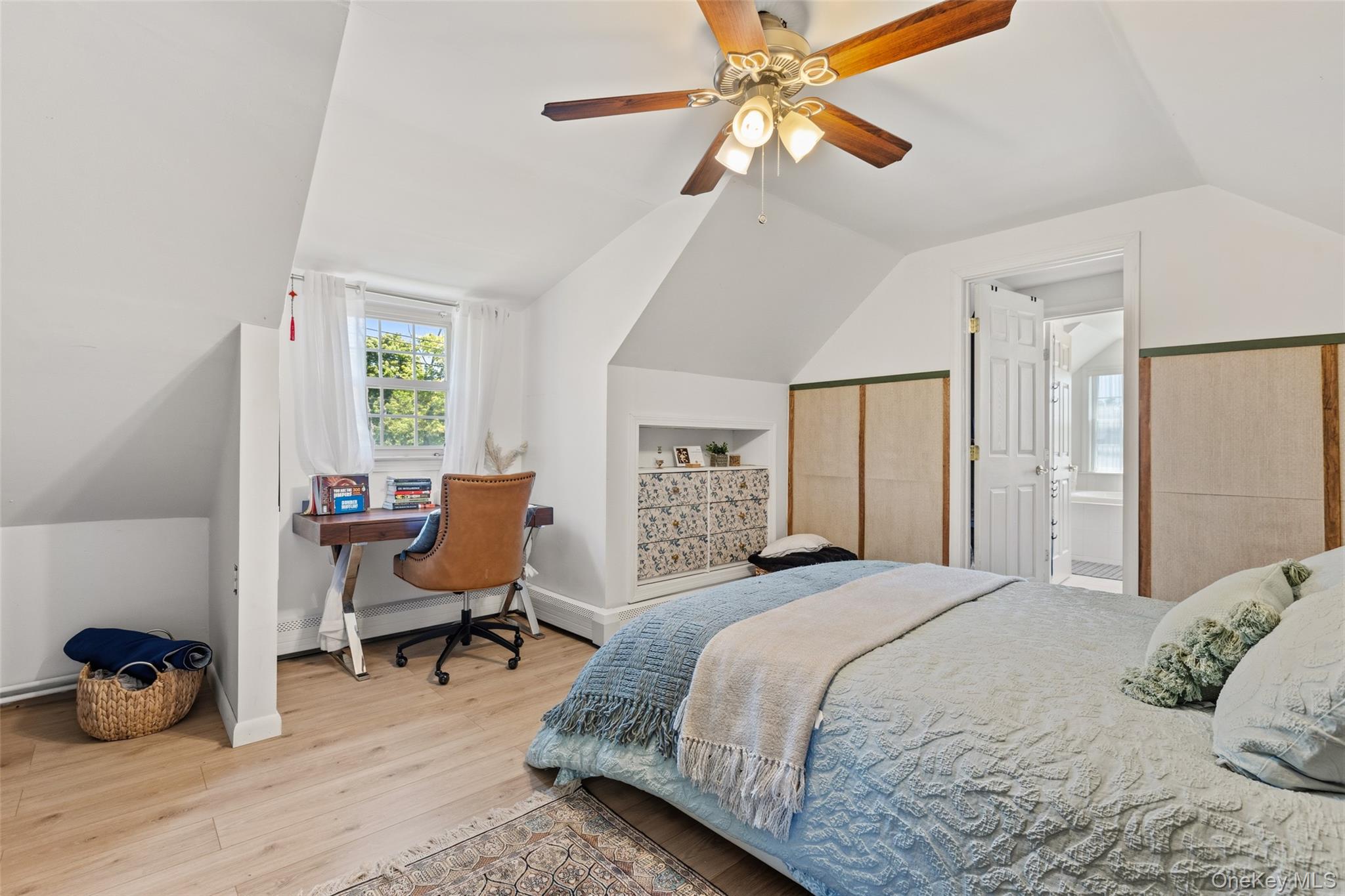 9 White Plains Avenue Property Photo 15