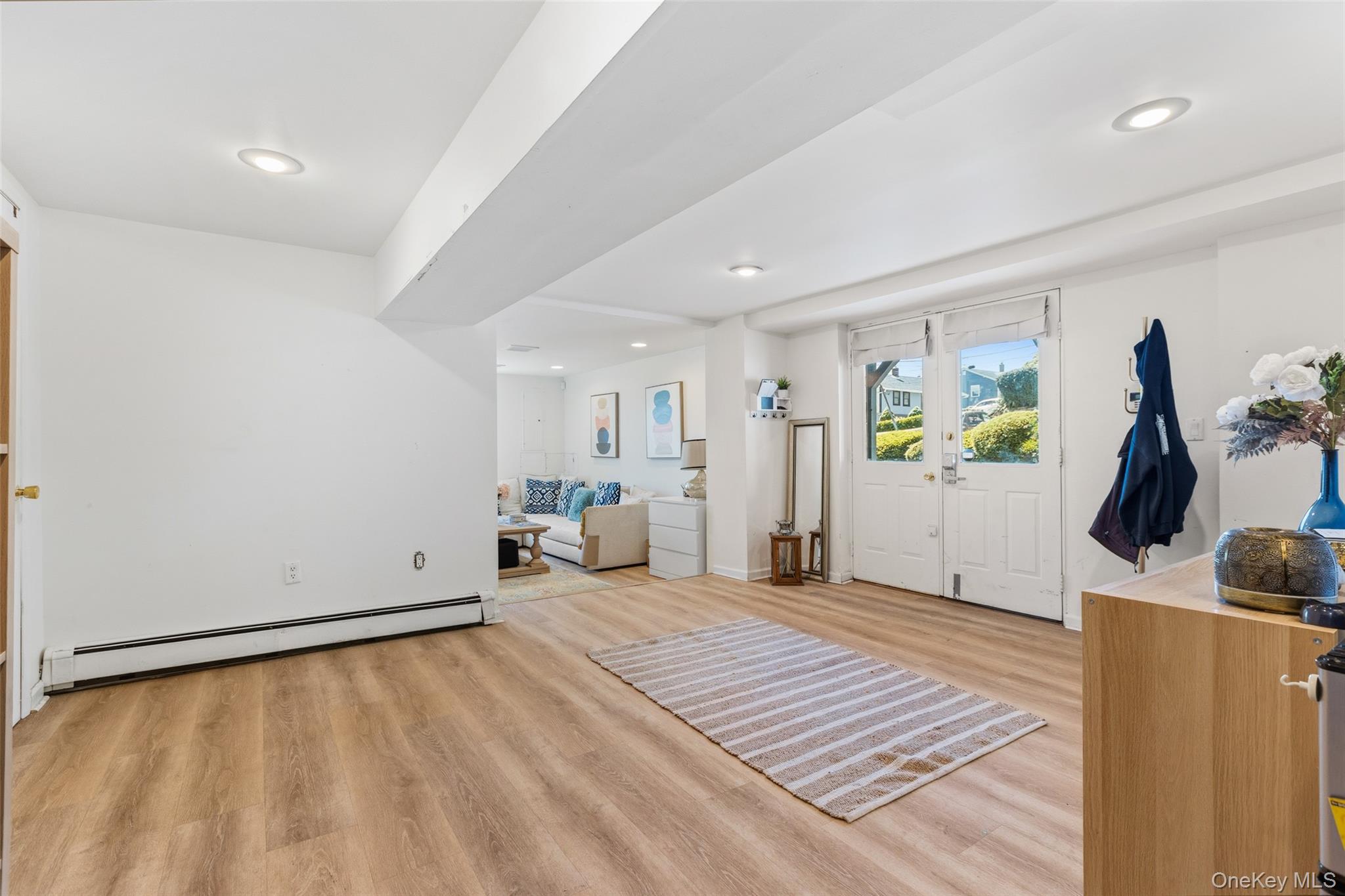 9 White Plains Avenue Property Photo 18