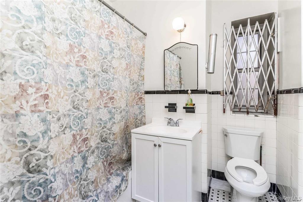 35-24 78th Street B-14 Property Photo 9