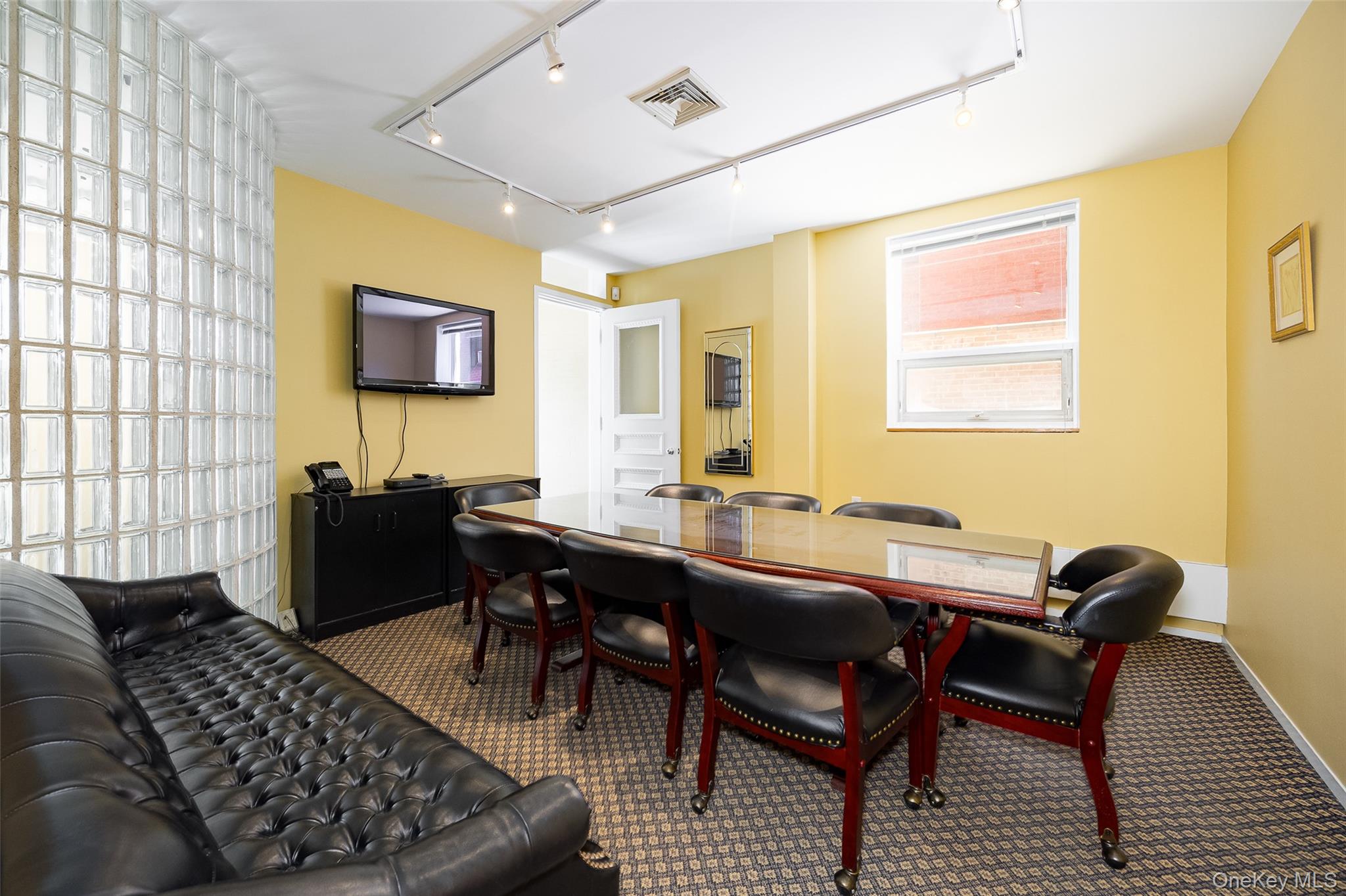 9 Cannon Street Property Photo 11