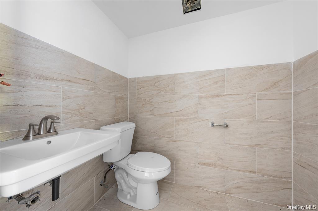 720 Route 25a Property Photo 7