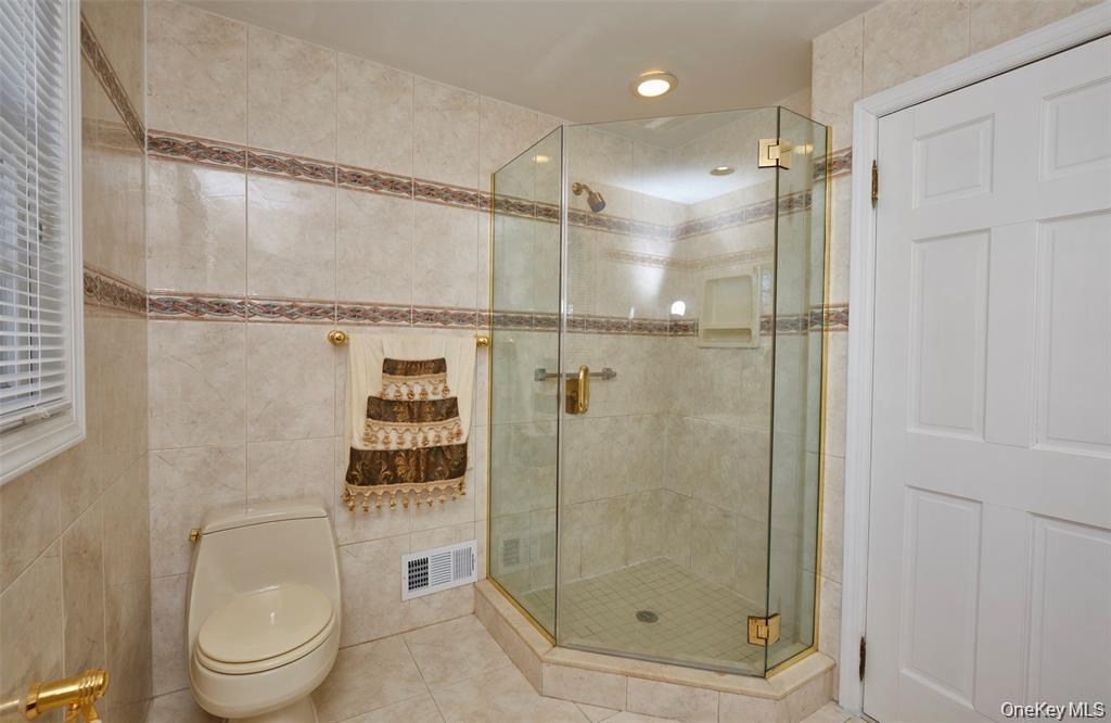 695 Hunt Lane Property Photo 12