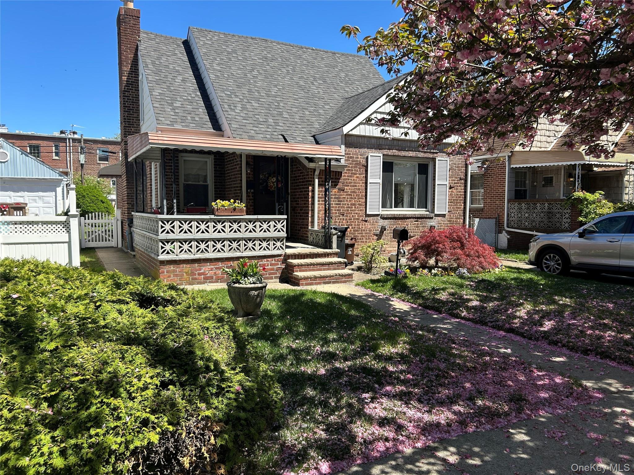 4735 196th Place Property Photo 1