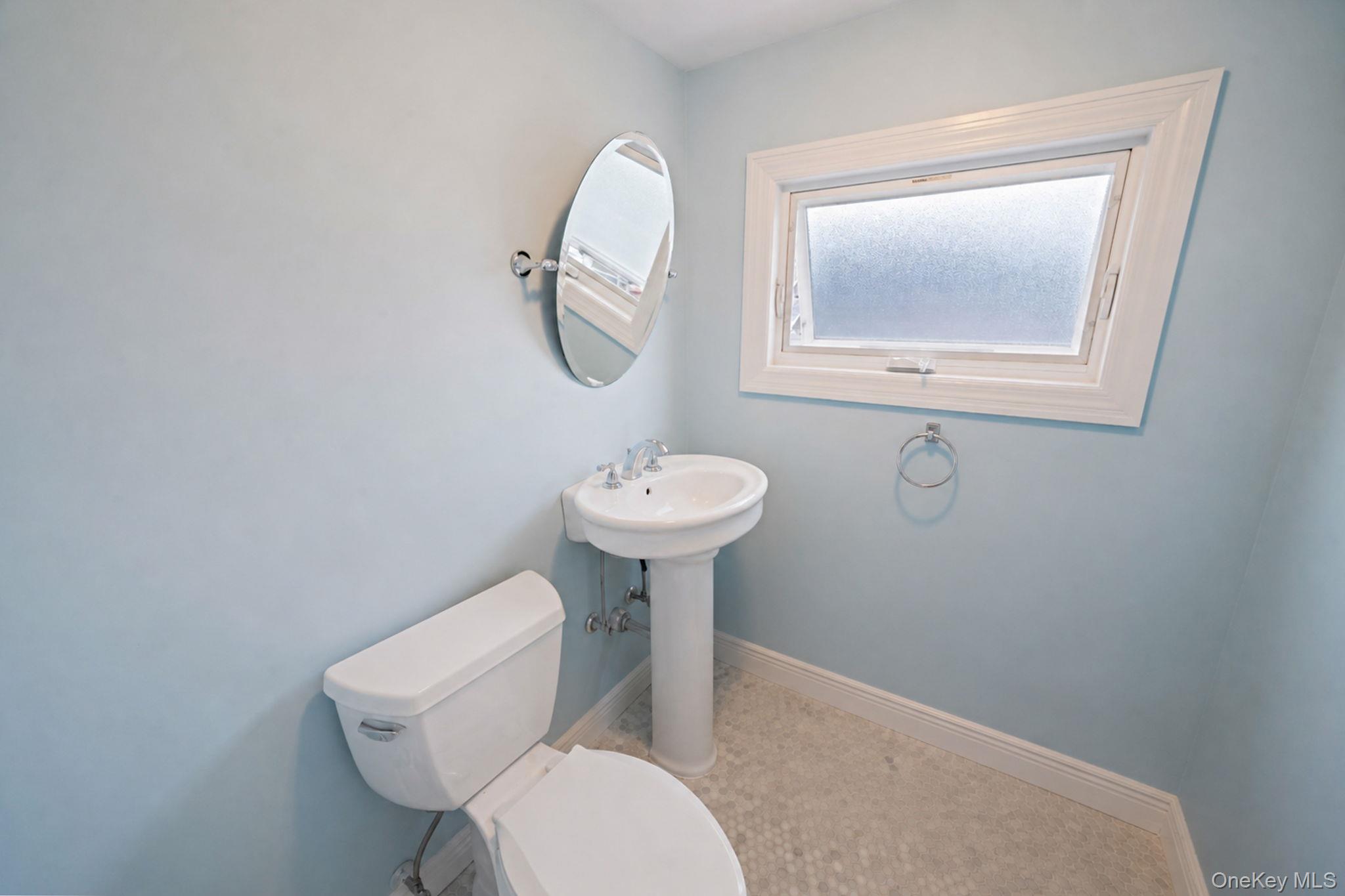 253 E Riviera Drive Property Photo 18