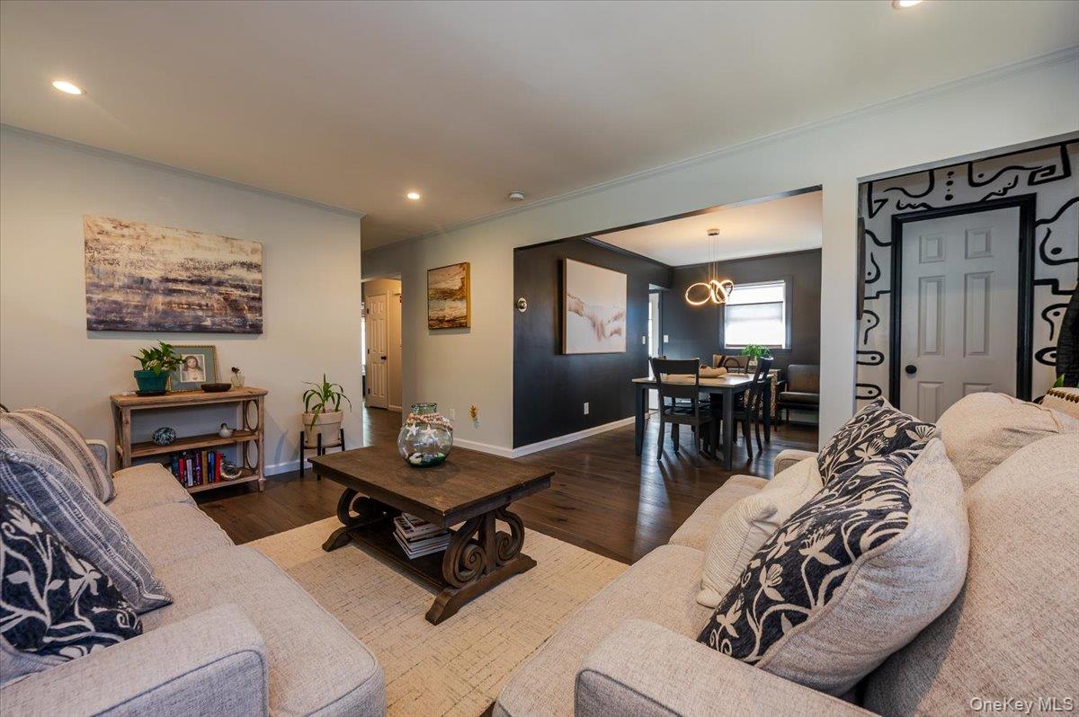 614 Franklin Boulevard Property Photo 5