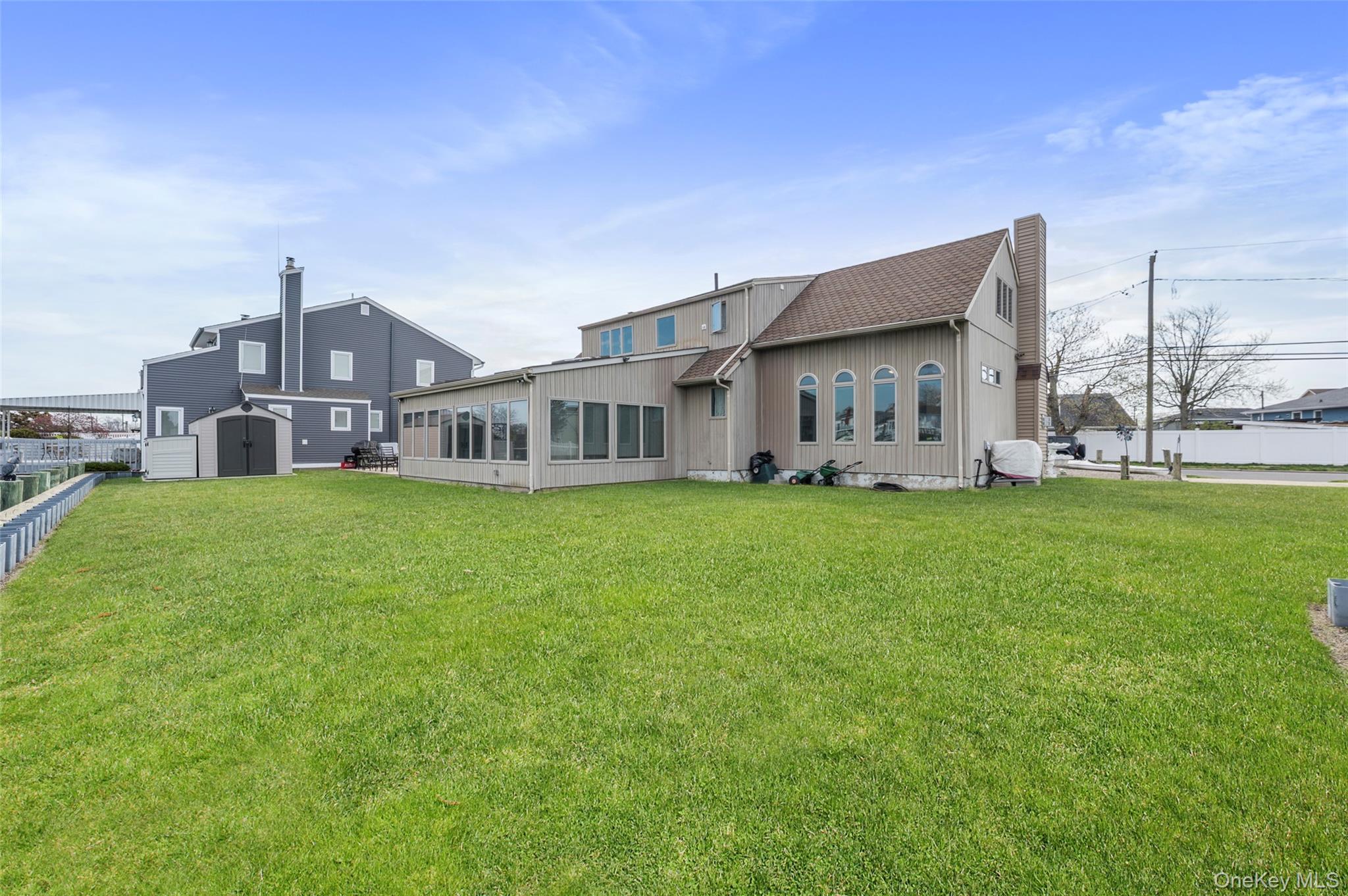 3414 Riverside Drive Property Photo 14