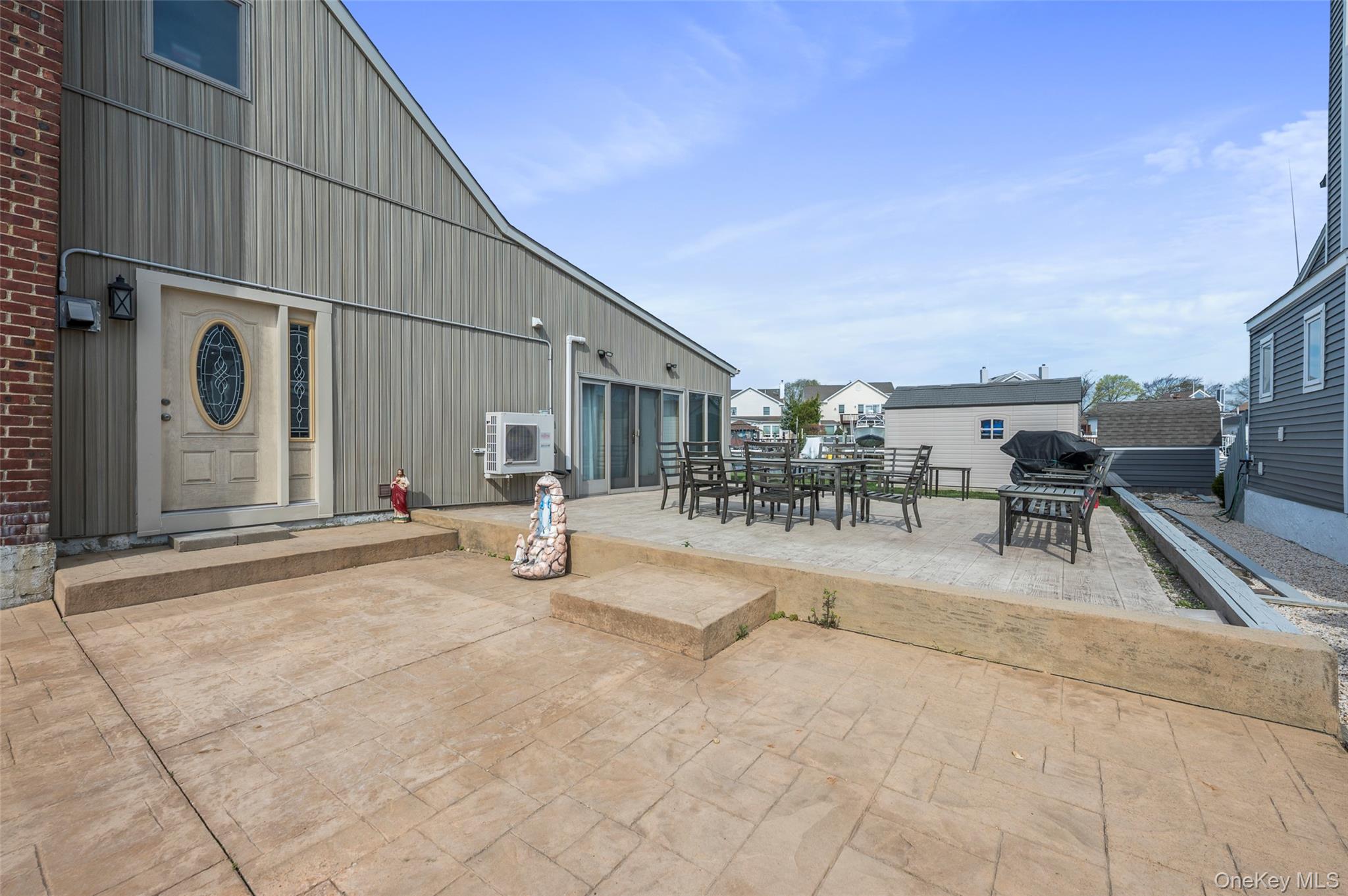 3414 Riverside Drive Property Photo 17