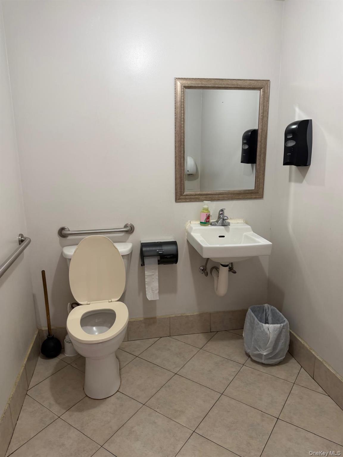 17515 Jamaica Avenue Property Photo 11