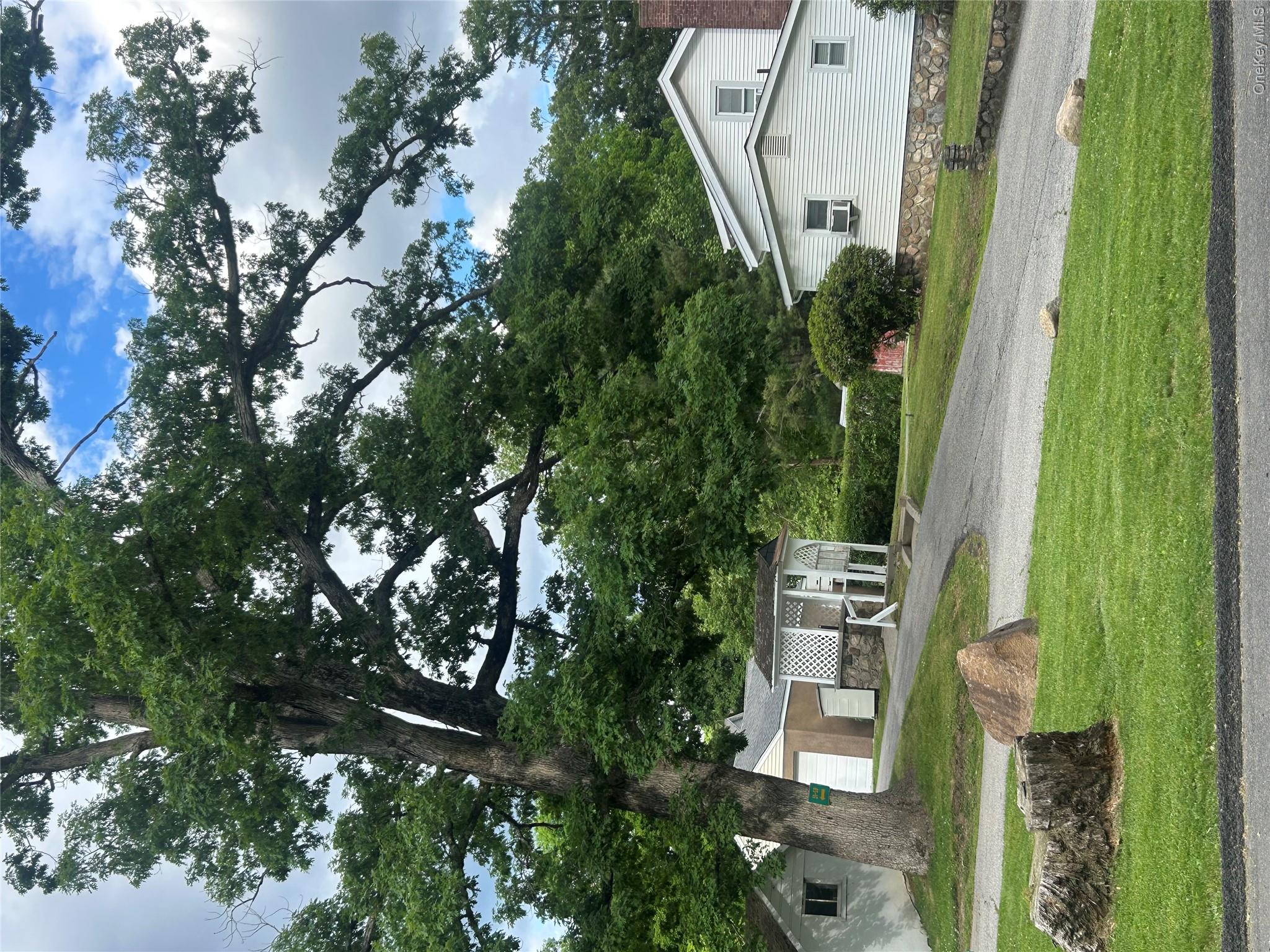 39 Cedar Flats Road Property Photo 2