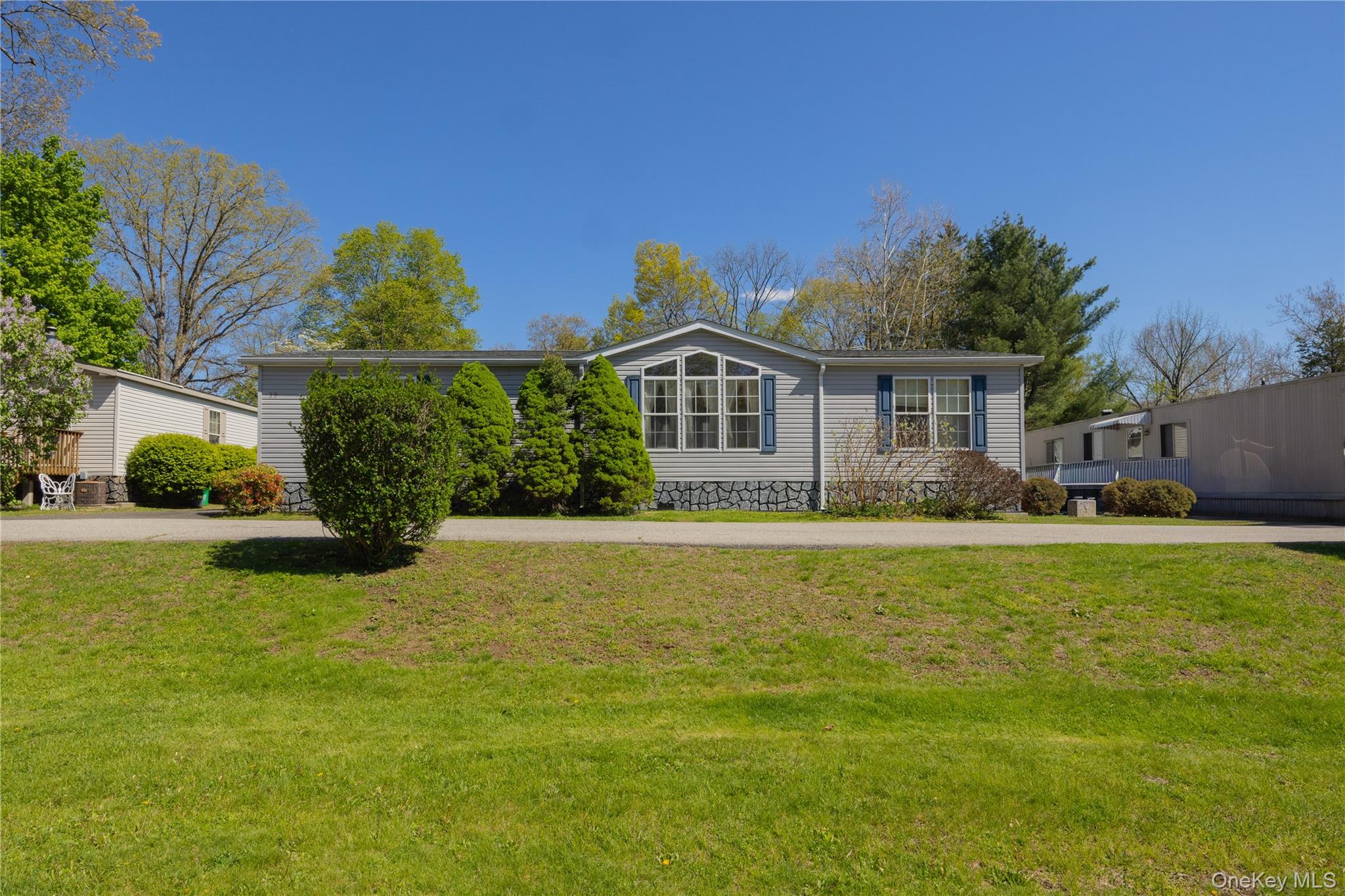 39 Cedar Flats Road Property Photo 3